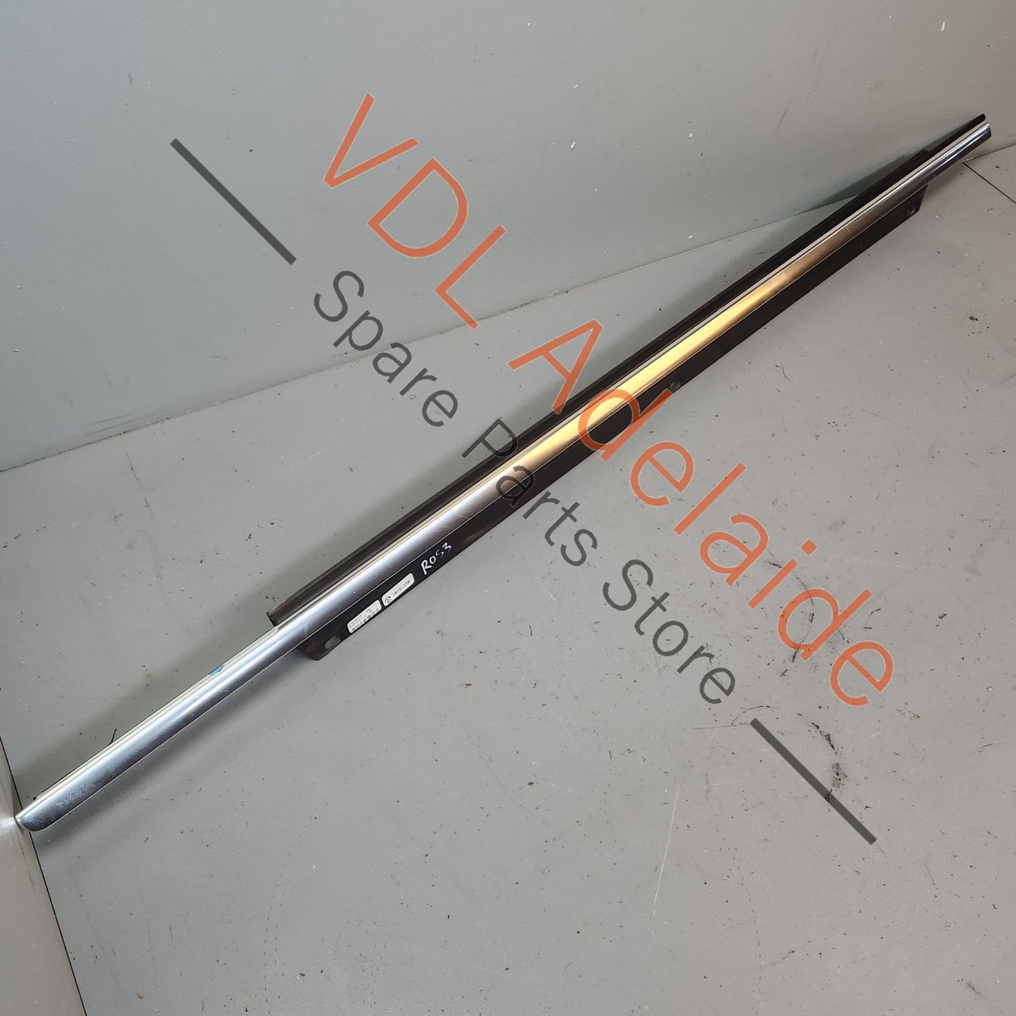 4L0853283E2ZZ Audi Q7 4L Exterior Window Seal Strip Moulding Chrome Trim Left Front 4L0853283E 2ZZ