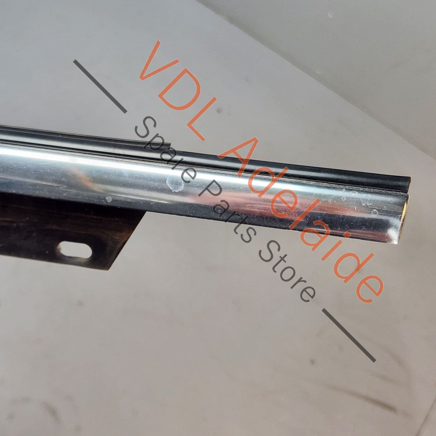 4L0853283E2ZZ Audi Q7 4L Exterior Window Seal Strip Moulding Chrome Trim Left Front 4L0853283E 2ZZ