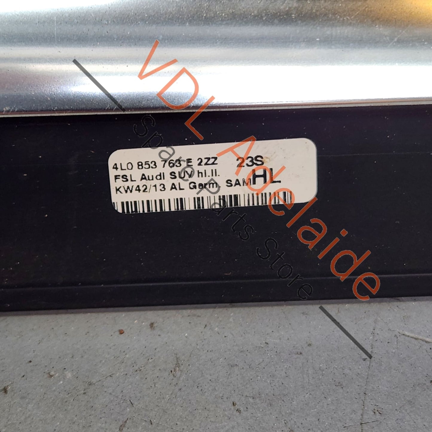 4L0853763E2ZZ Audi Q7 4L Exterior Window Seal Strip Moulding Chrome Trim Left Rear 4L0853763E 2ZZ