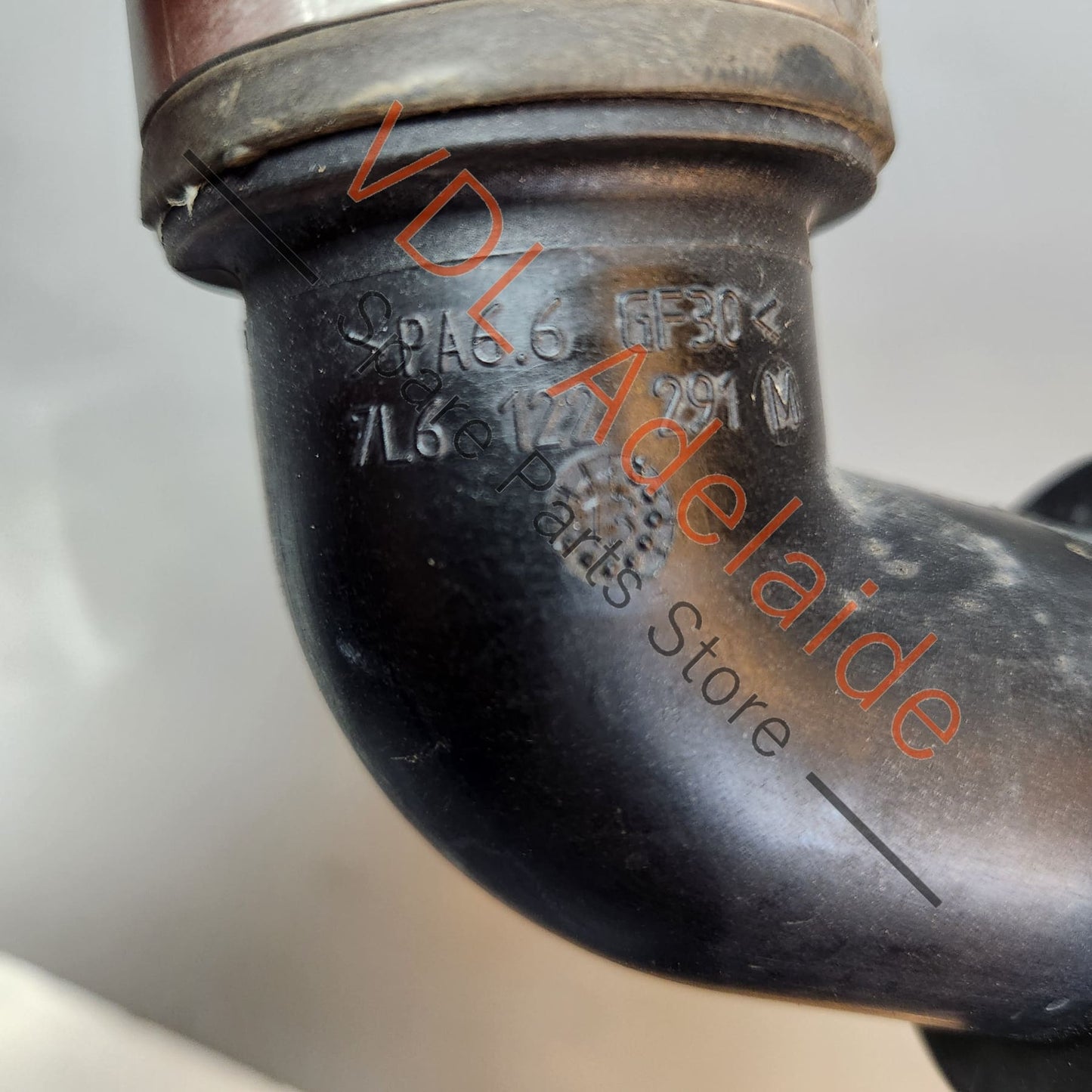 7L8121073J 7L8121051L Audi Q7 3.0 V6 Diesel LHS Bottom Radiator Coolant Hose Pipe 7L8121073J 7L8121051L