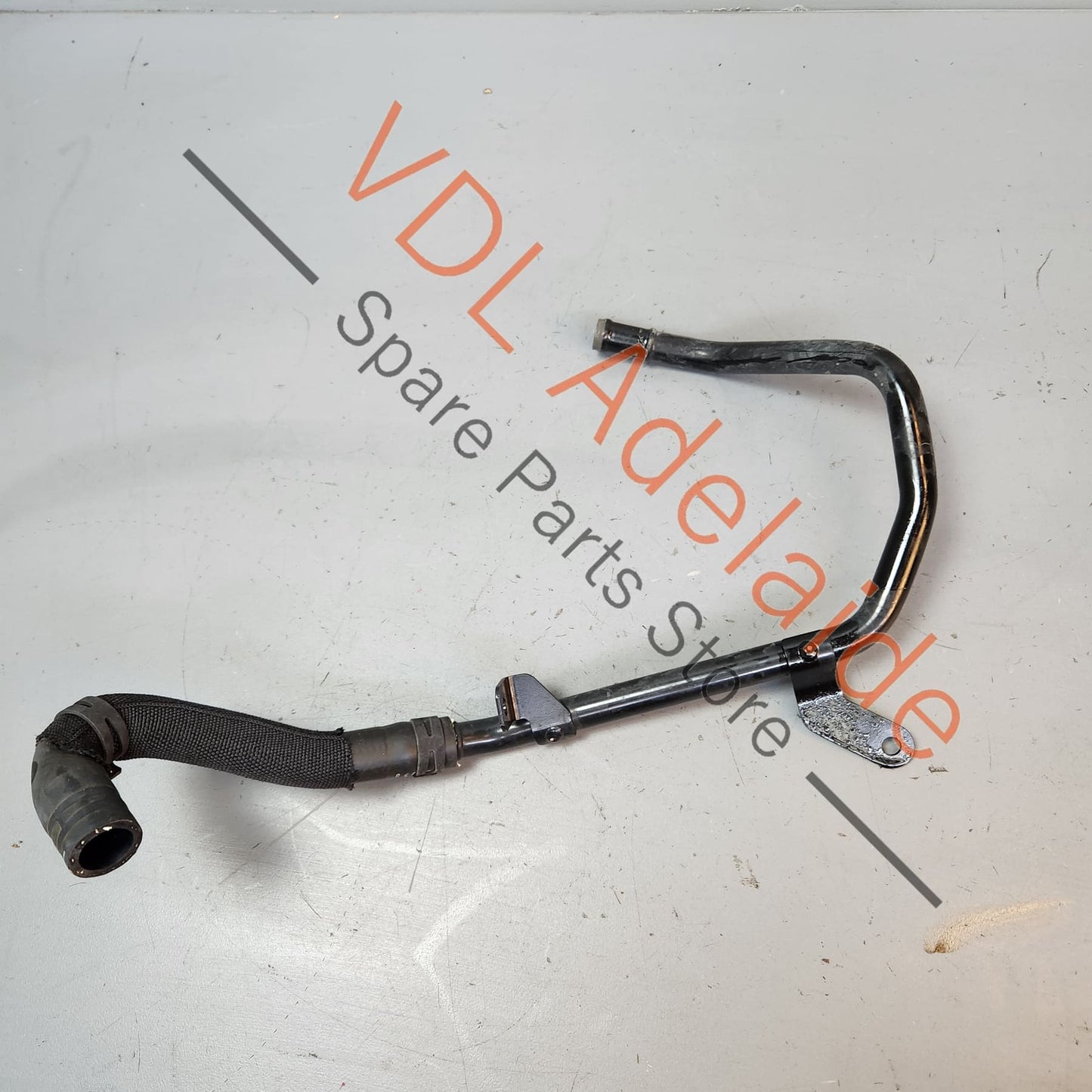 7L8121065D 7L8121065C Audi Q7 3.0 V6 Diesel Radiator Coolant Hose Pipe 7L8121065D 7L8121065C