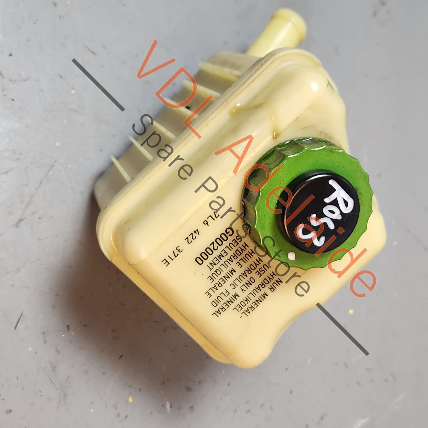 7L8611303 Audi Q7 Touareg Cayenne Brake Reservoir Tank 7L8611303