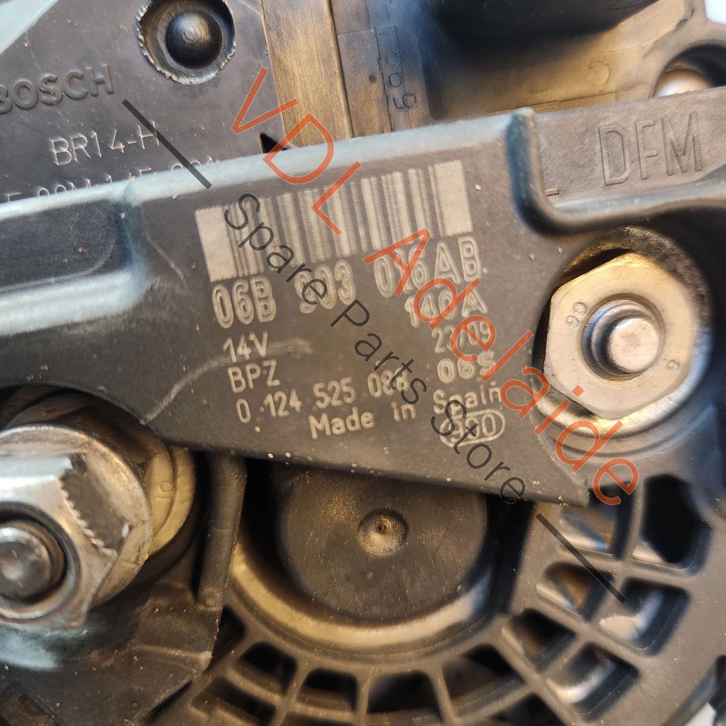 06B903016AB Genuine Volkswagen VW Golf Tiguan Passat BOSCH Alternator 140A 06B903016AB