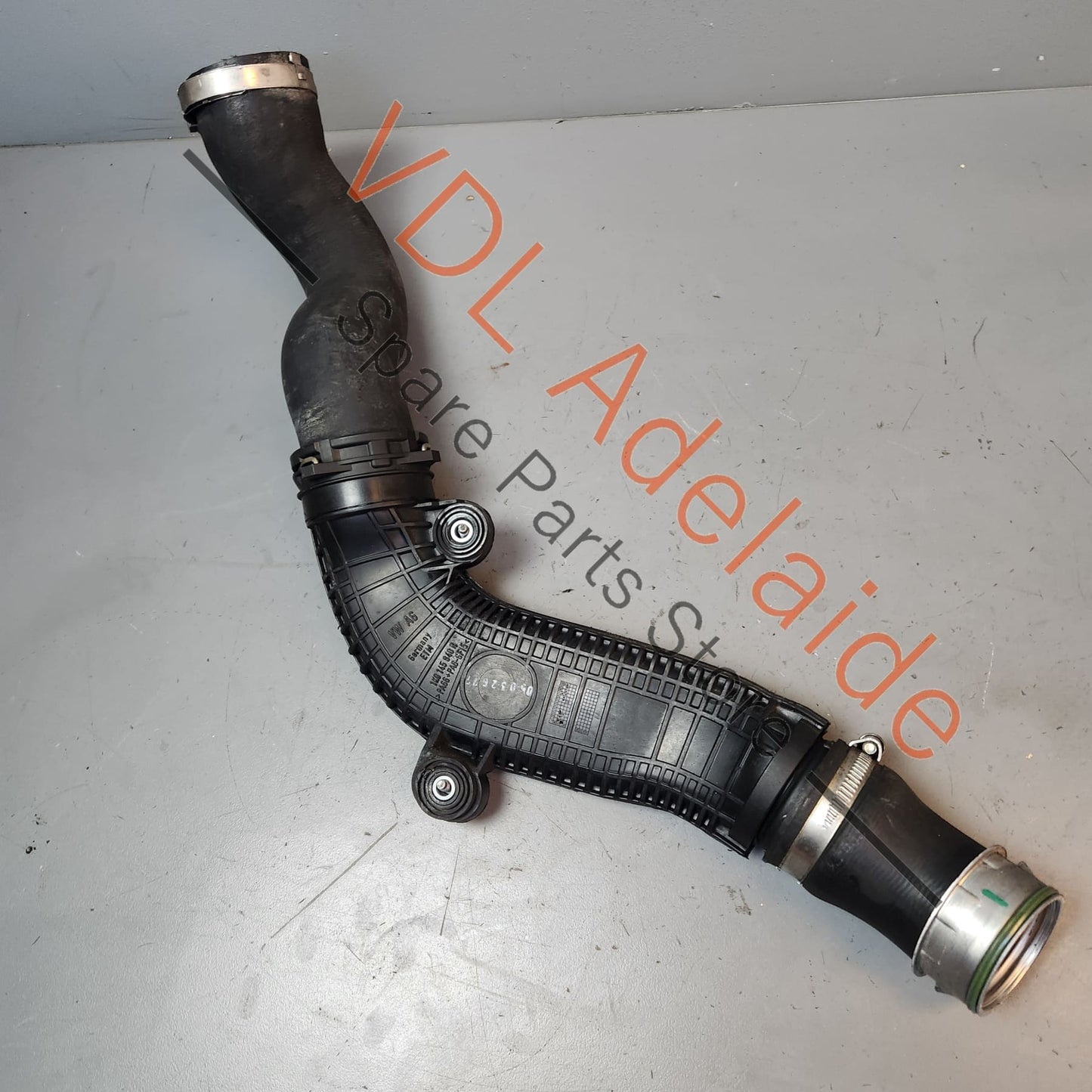 1K0145840R 1K0145840AF VW Golf MK6 Intercooler Charge Air Pipe 1K0145840R