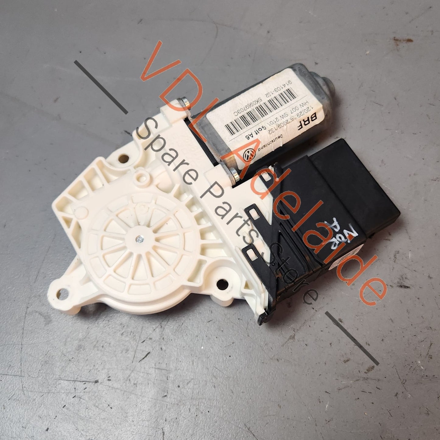 5K0959703C 5K0959703CVW2 5K0959704 VW Volkswagen Jetta Golf MK6 Rear Left Window Regulator Motor 5K0959703C 5K0959703CVW2 5K0959794