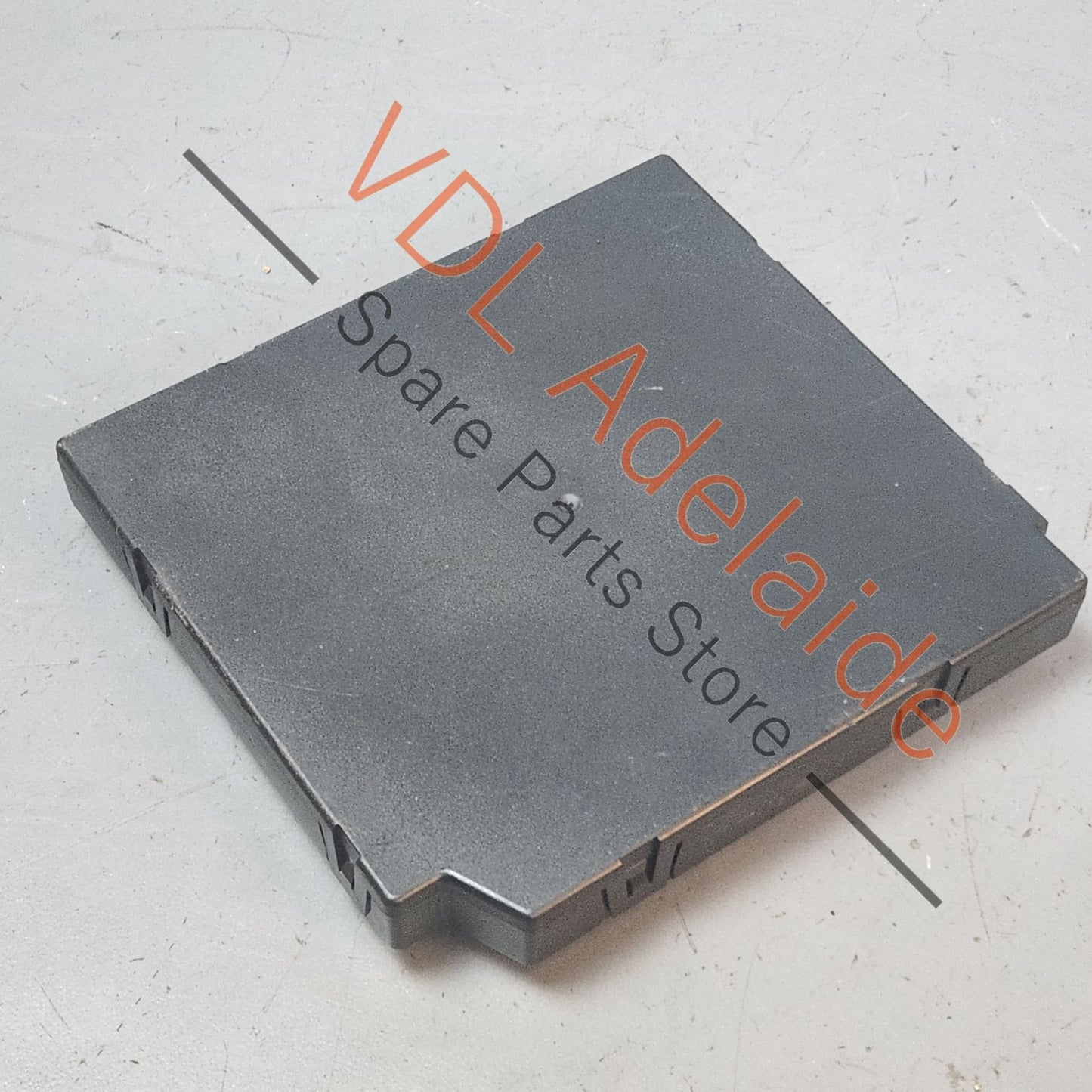 1K0937086C 1K0937087E 1K0937085D VW Golf BCM Control Unit for Convenience 1K0937086C 1K0937087E Z1Z