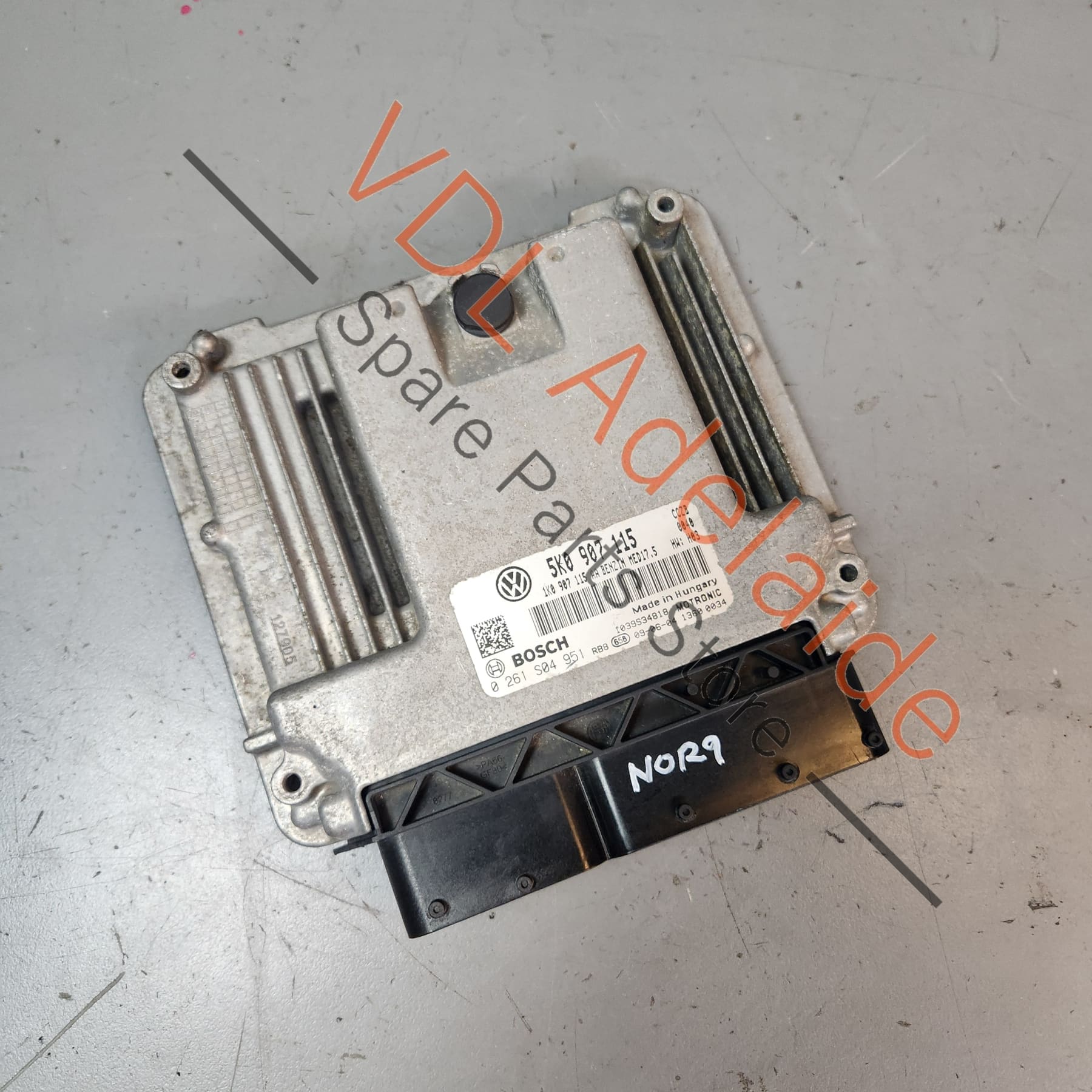 VW Golf MK6 Gti CCZ CCZB Engine ECU Control Unit Module