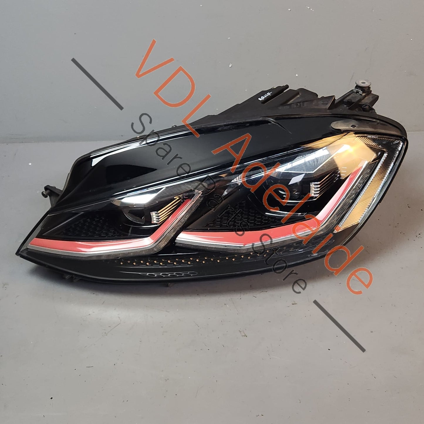 5G2941077A 5G2941059A Genuine VW Golf MK7.5 Gti Left Headlight Red Stripe 5G2941077A for RHD models