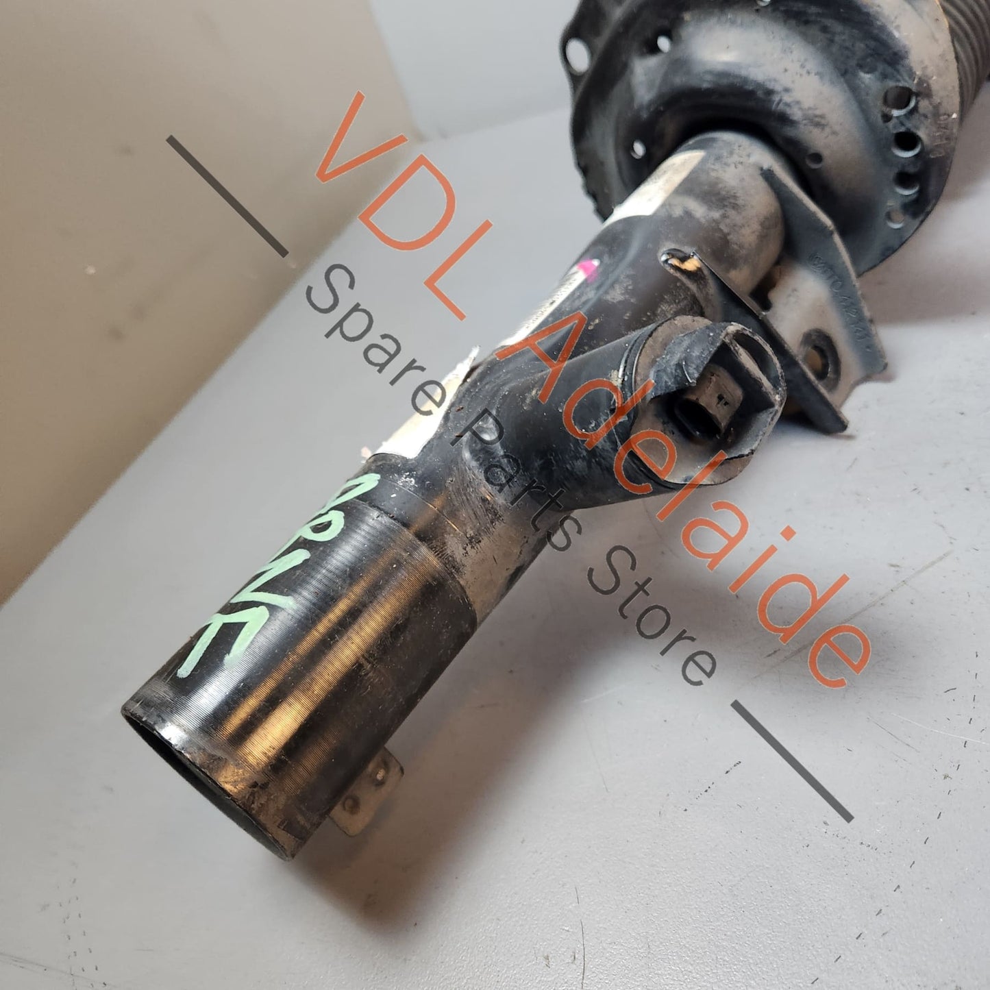 5Q0413031FM 5Q0412037JD VW Golf MK7 Gti DCC Electronic Front Shock Absorber 5Q0413031FM 5Q0412037JD