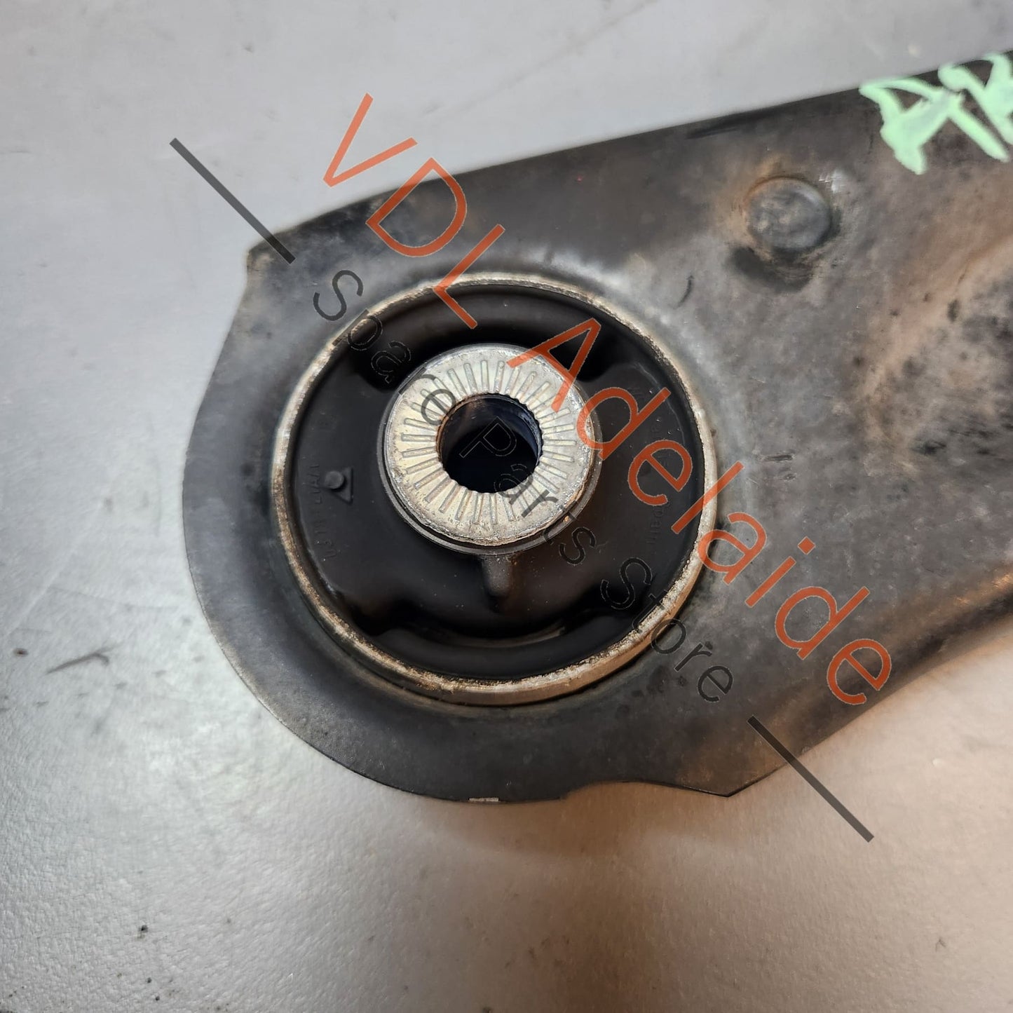 5Q0407151R 5WA407151 VW Golf MK7 7.5 Front Left Lower Control Arm 5Q0407151R / 5WA407151