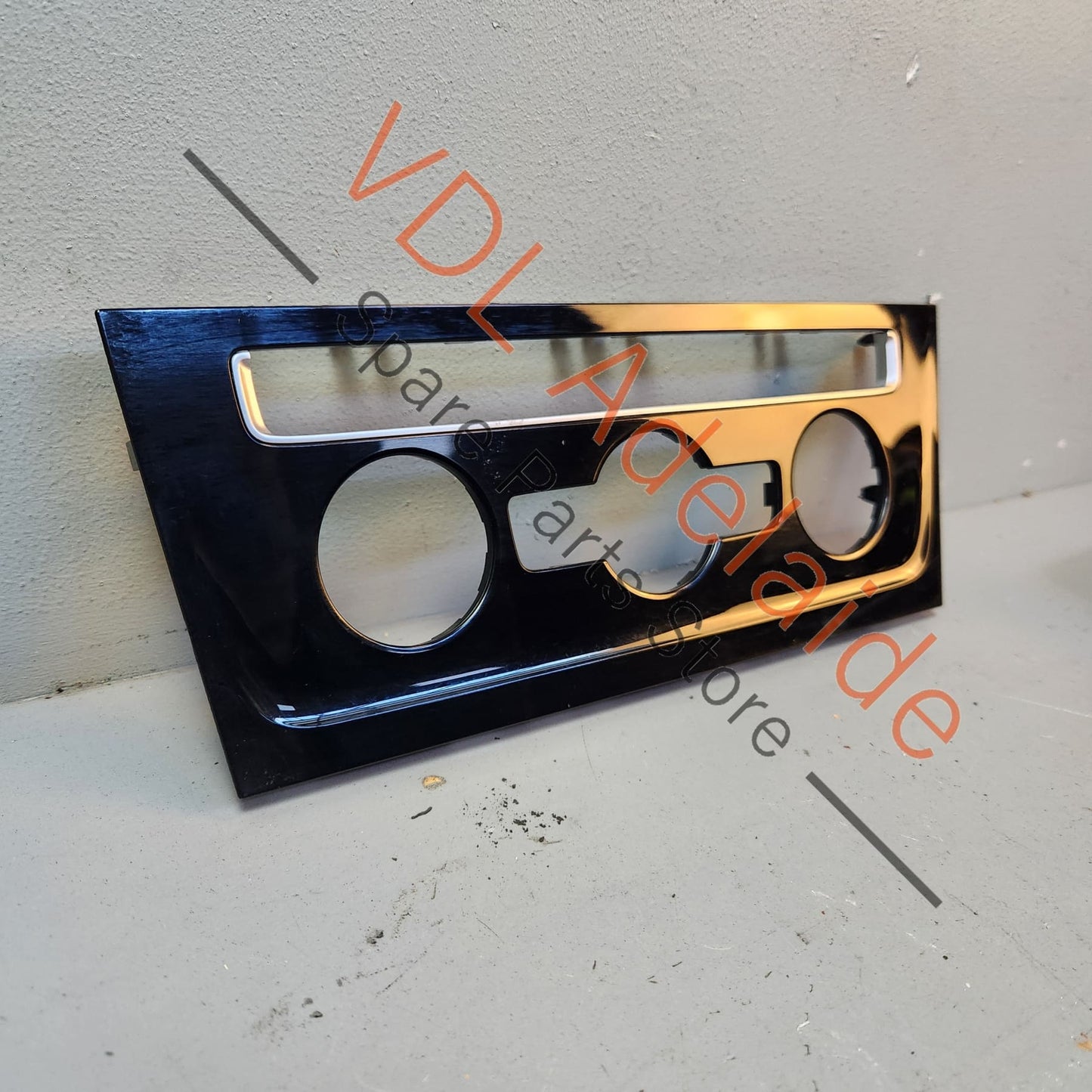 5G2863042C VW Golf MK7 Trim for fresh air heater controls Gloss Black 5G2863042C TAI