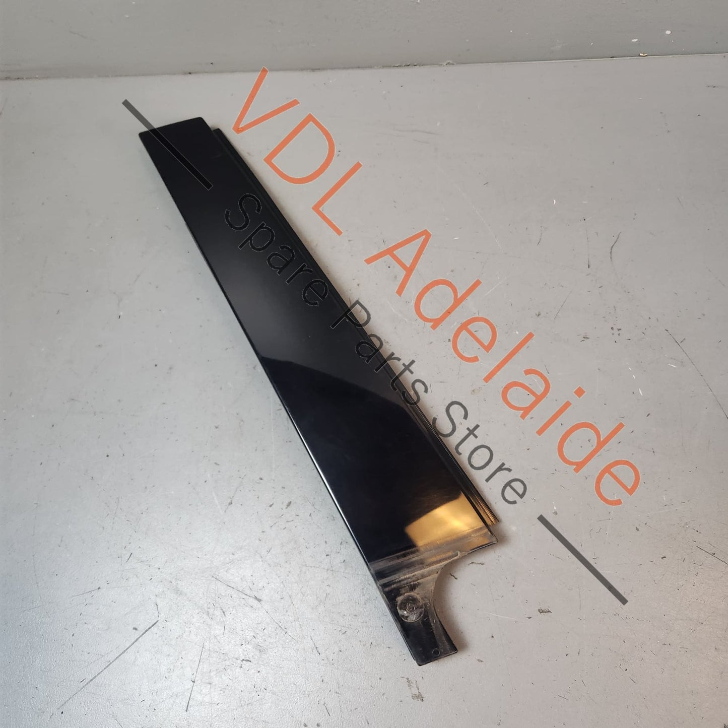 5G6839902B VW Golf Mk7 Gloss Black Rear Right B Pillar Exterior Trim for Door Window Frame 5G6839902B