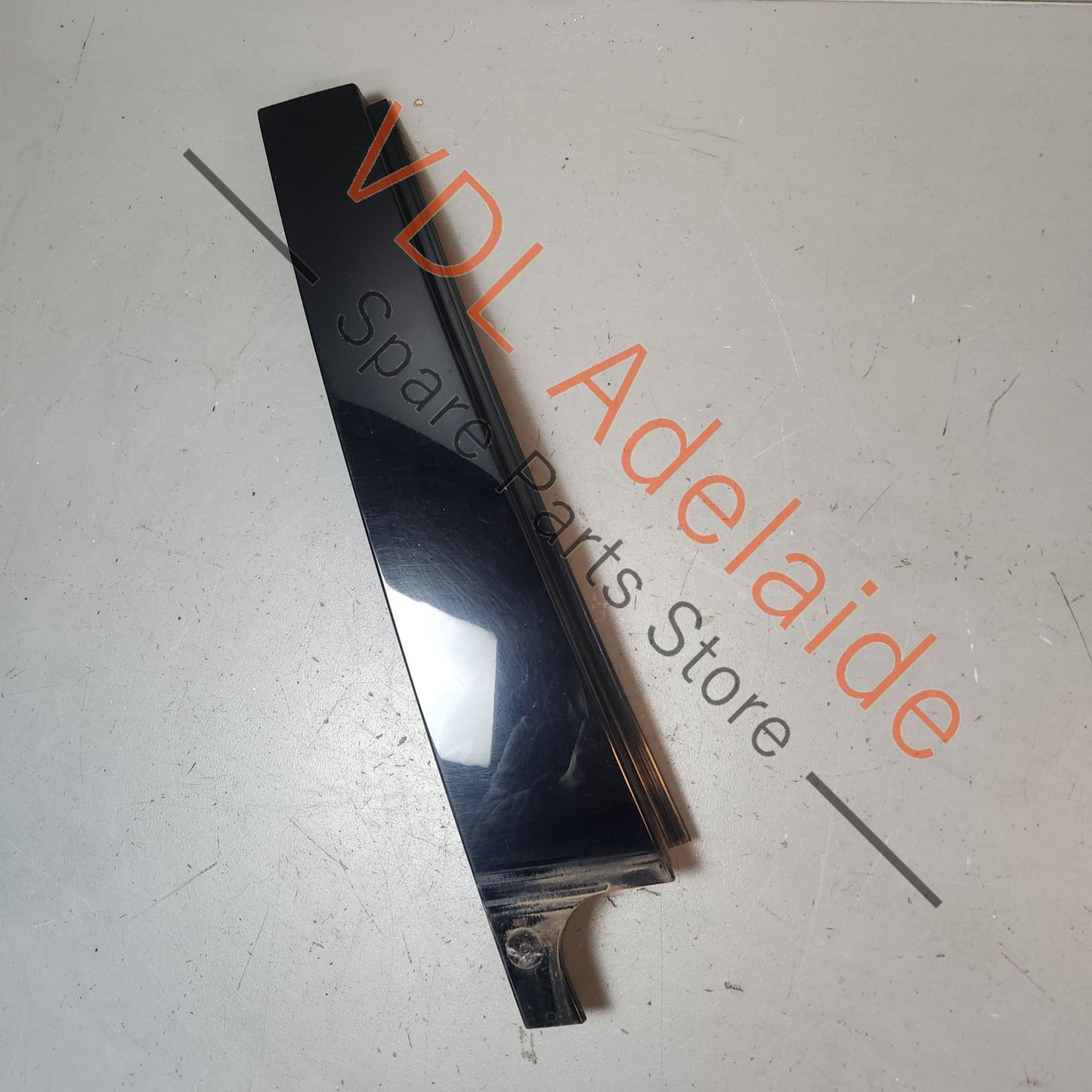 5G6839902B VW Golf Mk7 Gloss Black Rear Right B Pillar Exterior Trim for Door Window Frame 5G6839902B