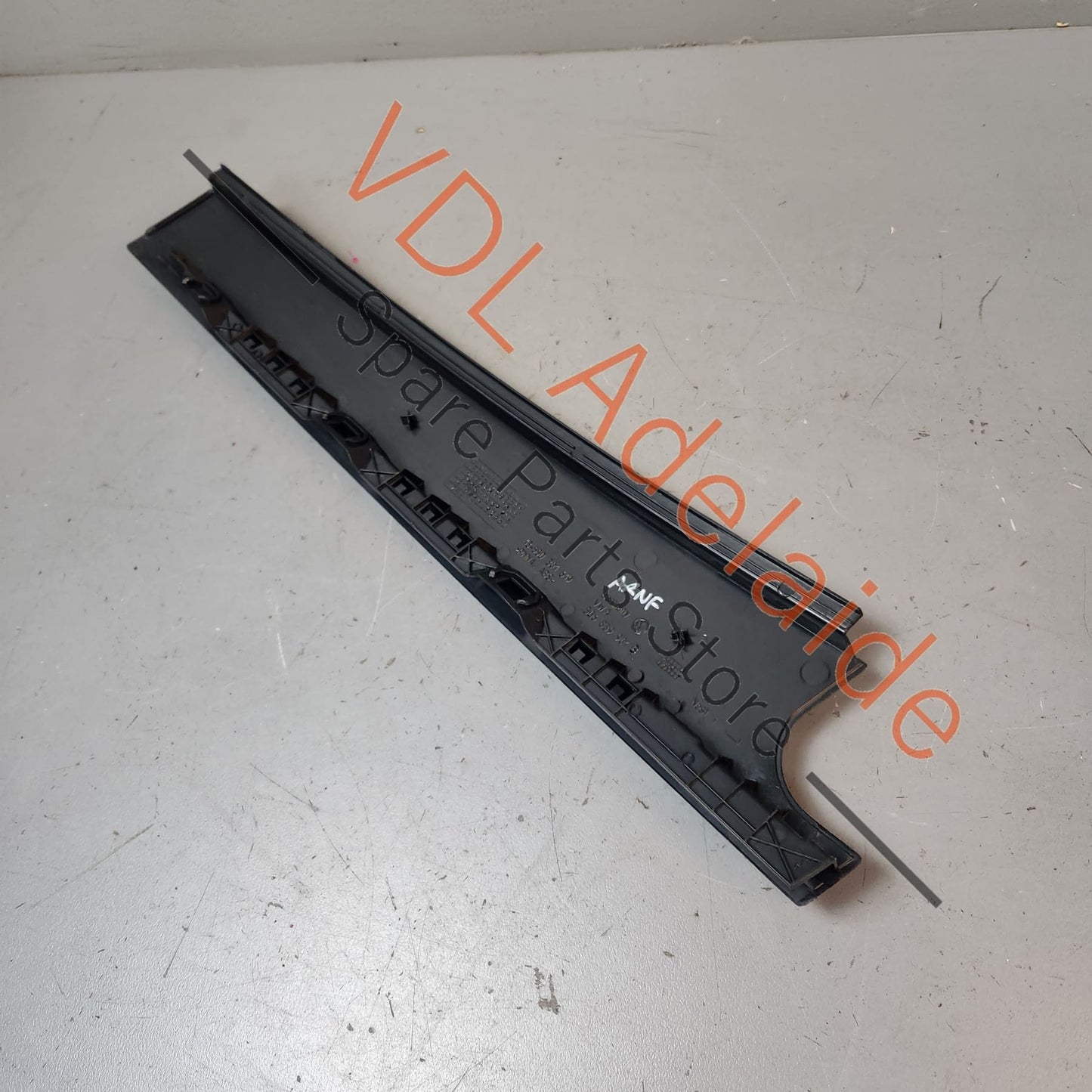 5G6839901B VW Golf Mk7 Gloss Black Rear Left B Pillar Exterior Trim for Door Window Frame 5G6839901B