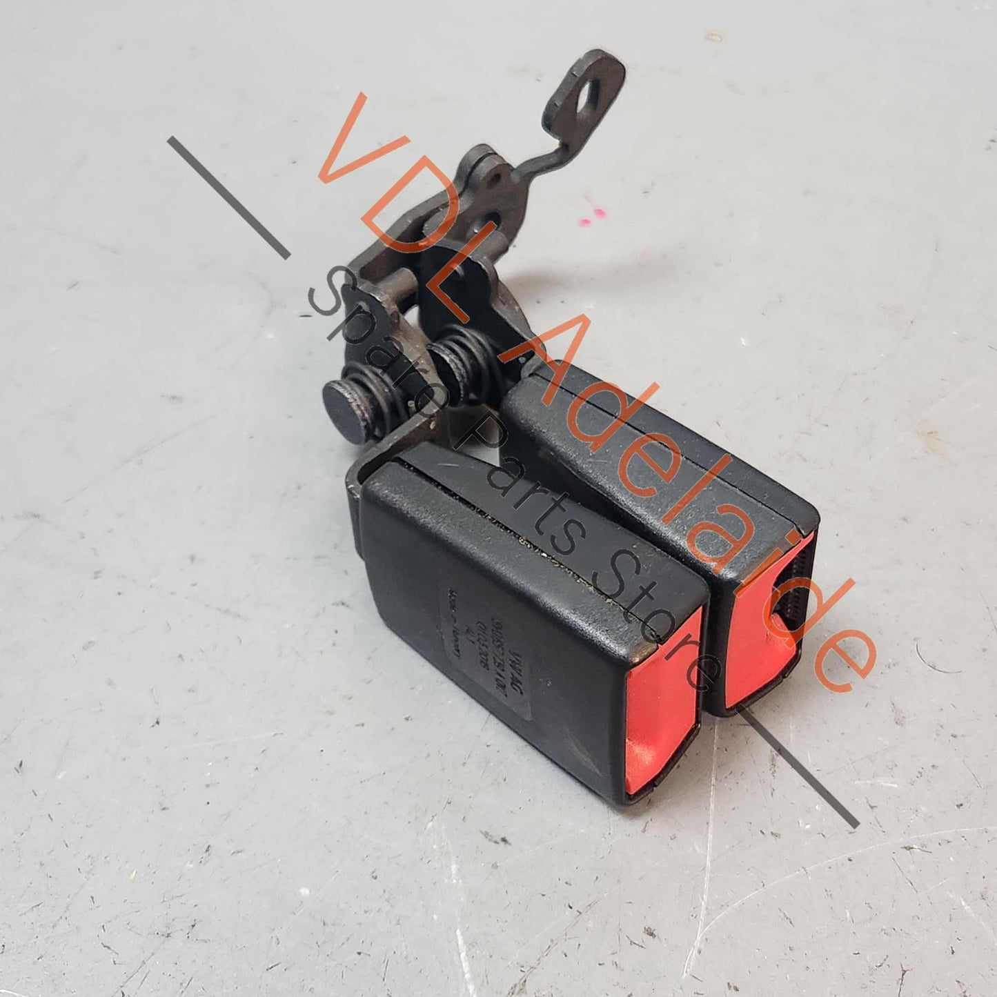 8V0857739QVZ VW Golf MK7 Audi A3 S3 RS3 8V Rear Double Seat Belt Seatbelt Clip Clasp Catch 8V0857739 QVZ