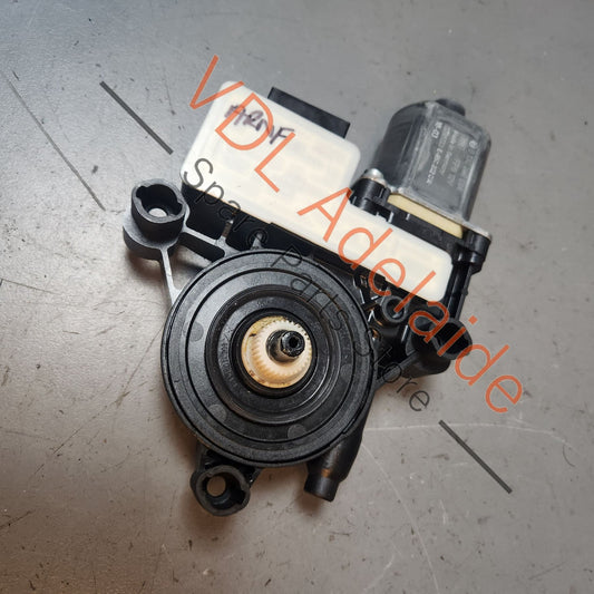 5Q0959812D 5Q0959408 130822694 VW Golf MK7 Rear Right Window Regulator Motor 5Q0959408 5Q0959812D 0130822694
