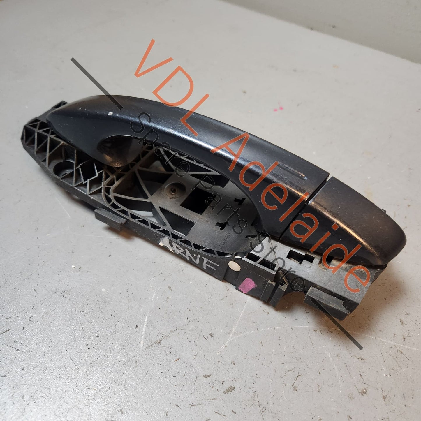 5G0837205RGRU 5N0839885H VW Golf MK7 7.5 Left Side Exterior Door Handle for Keyless Entry and Mounting Bar 5G0837205R GRU 5N0839885H Dark Iron Blue Metallic 8P8P LD5G