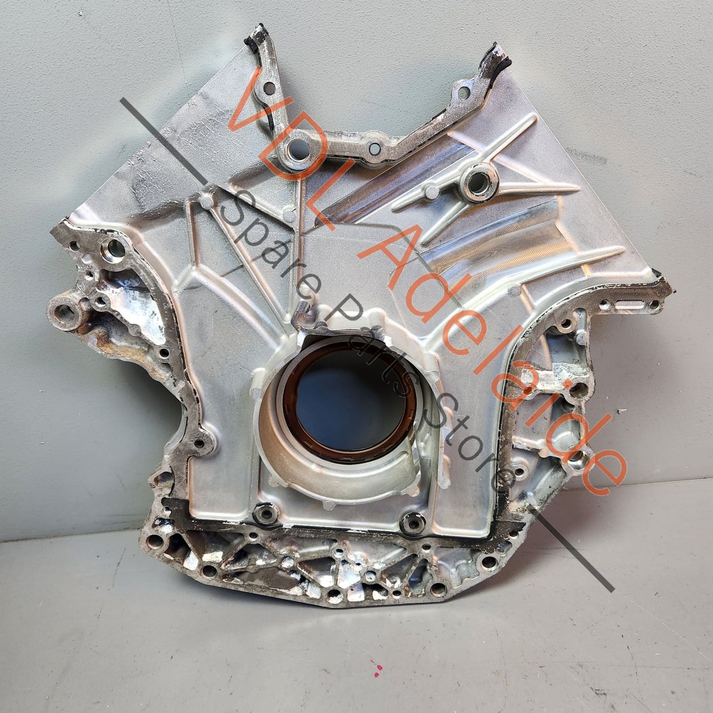 95810317310 06M103473P Porsche 2.9 3.0 Engine Block Sealing Flange Rear Cover Casing Aluminium 95810317310 06M103473P