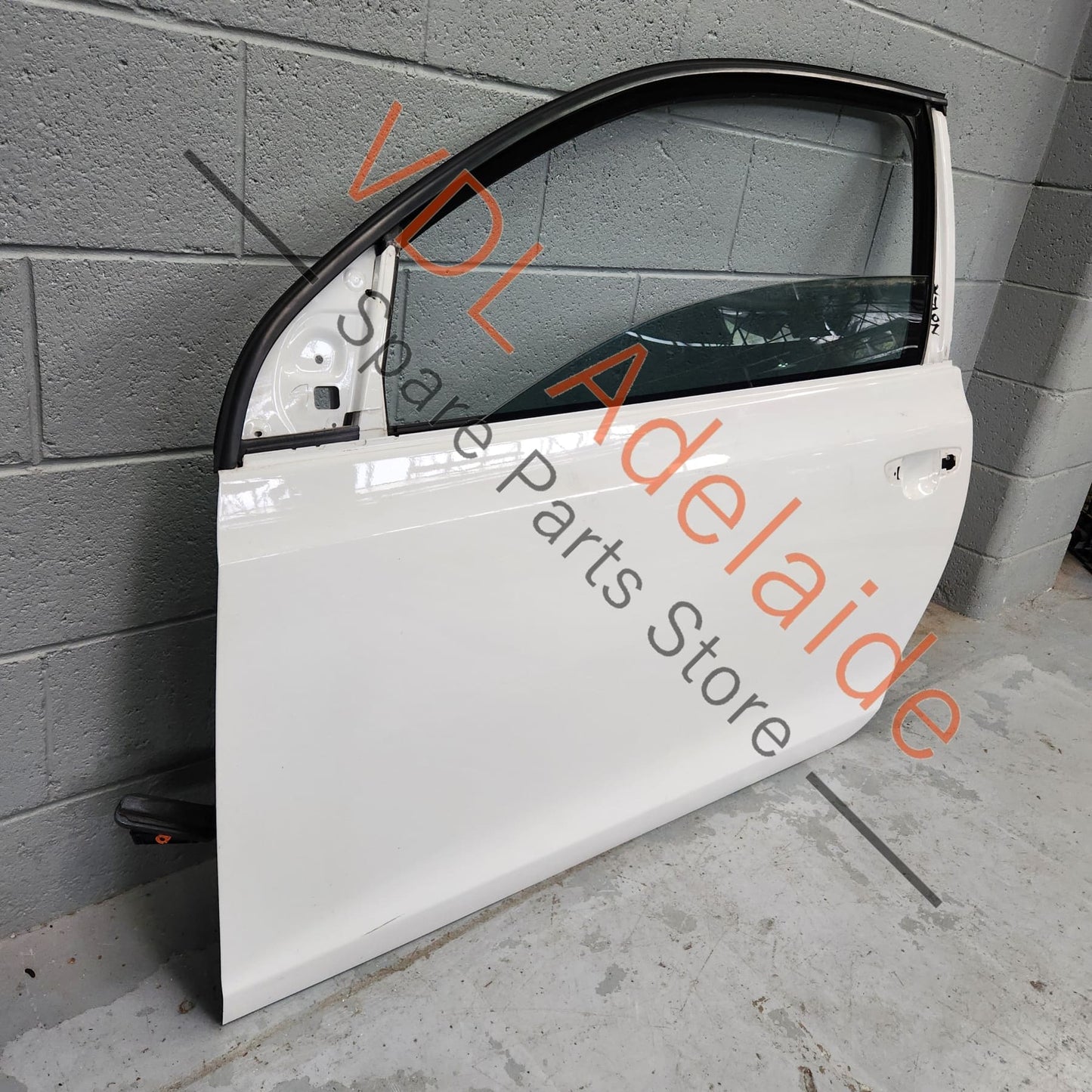 5K3831055K VW Golf MK6 3dr Hatch Left Front Door Shell Panel Candy White B4B4 LB9A 5K3831055K