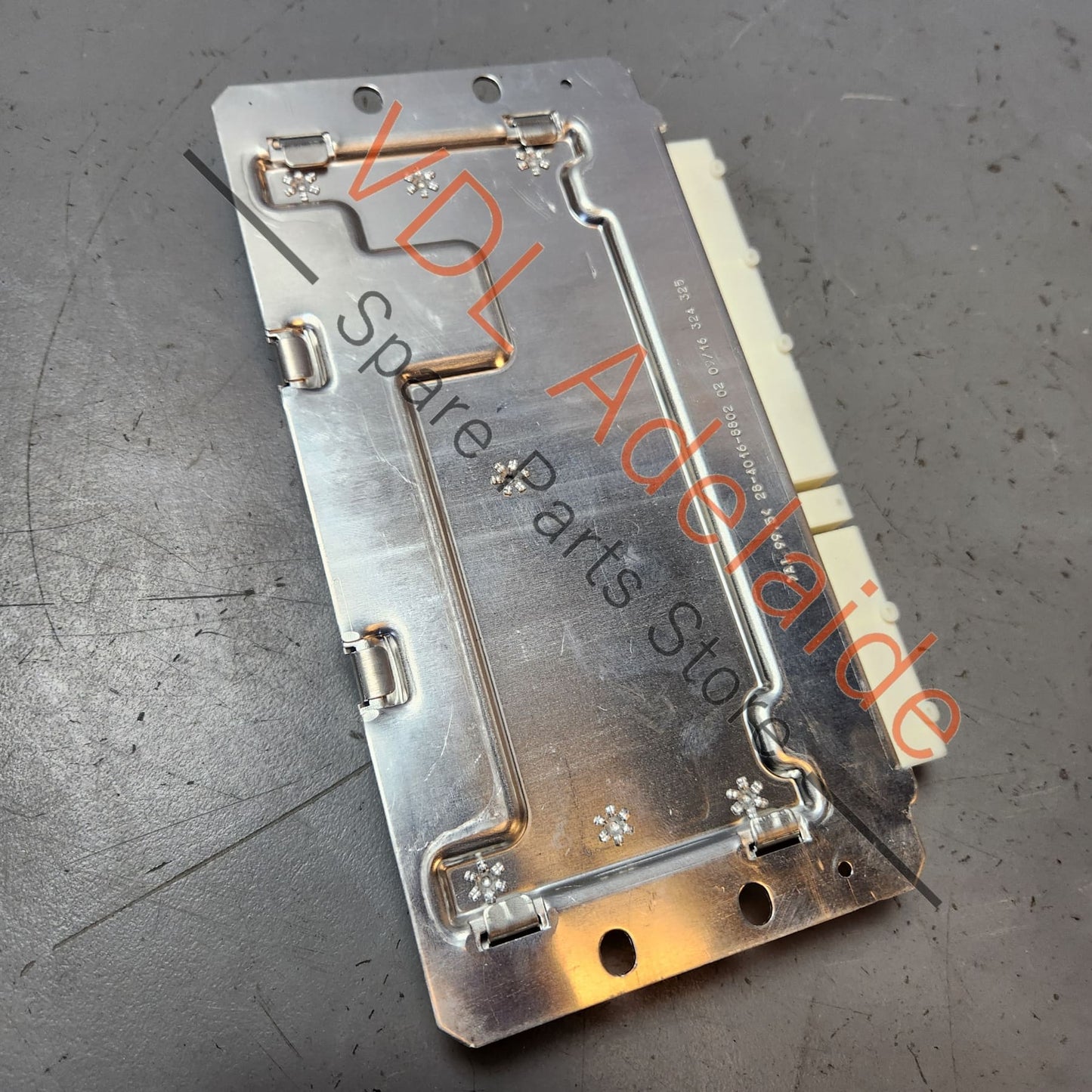 99161845028 99161845024 Porsche 911 991 Active Suspension Control Module Unit 99161845028 99161845024