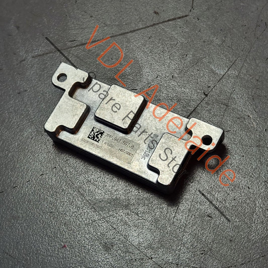 7PP941597B PAA941597   Porsche Headlight Control Module 7PP941597B PAA941597