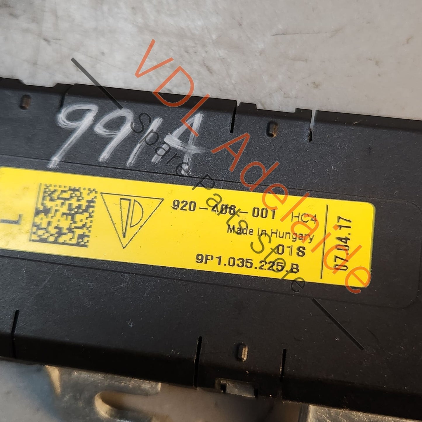 9P1035225B Porsche 911 991 Left A Pillar Windscreen Antenna Amplifier 9P1035225B