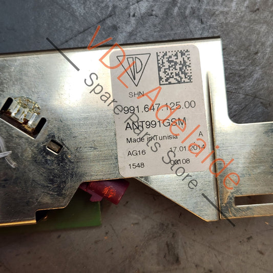 99164712500    Porsche 911 GSM Phone Antenna 99164712500