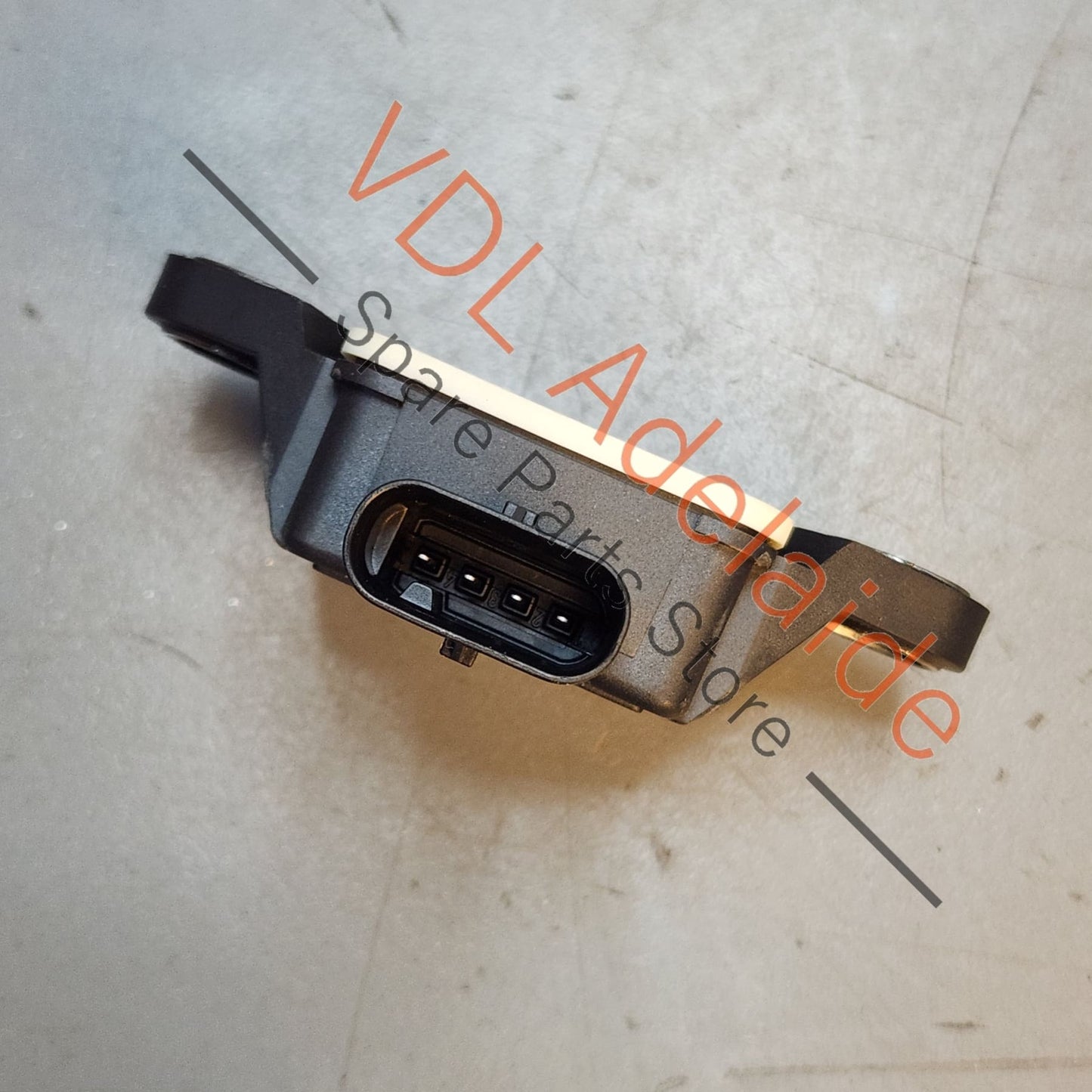 99160614503 265005942 Porsche Cayman Boxster 981 911 991 Carrera Rotation Rate Sensor for ABS Brakes 99160614503 BOSCH 0265005942