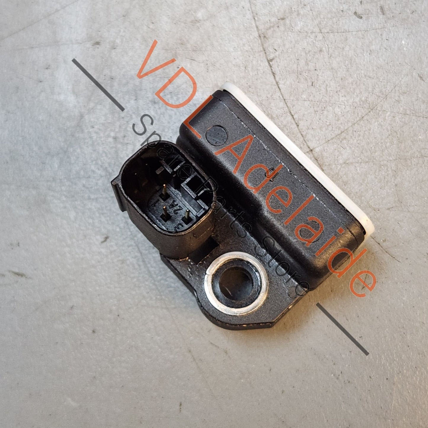 99160611100 Porsche Acceleration Sensor for Bodywork / Suspension 99160611100