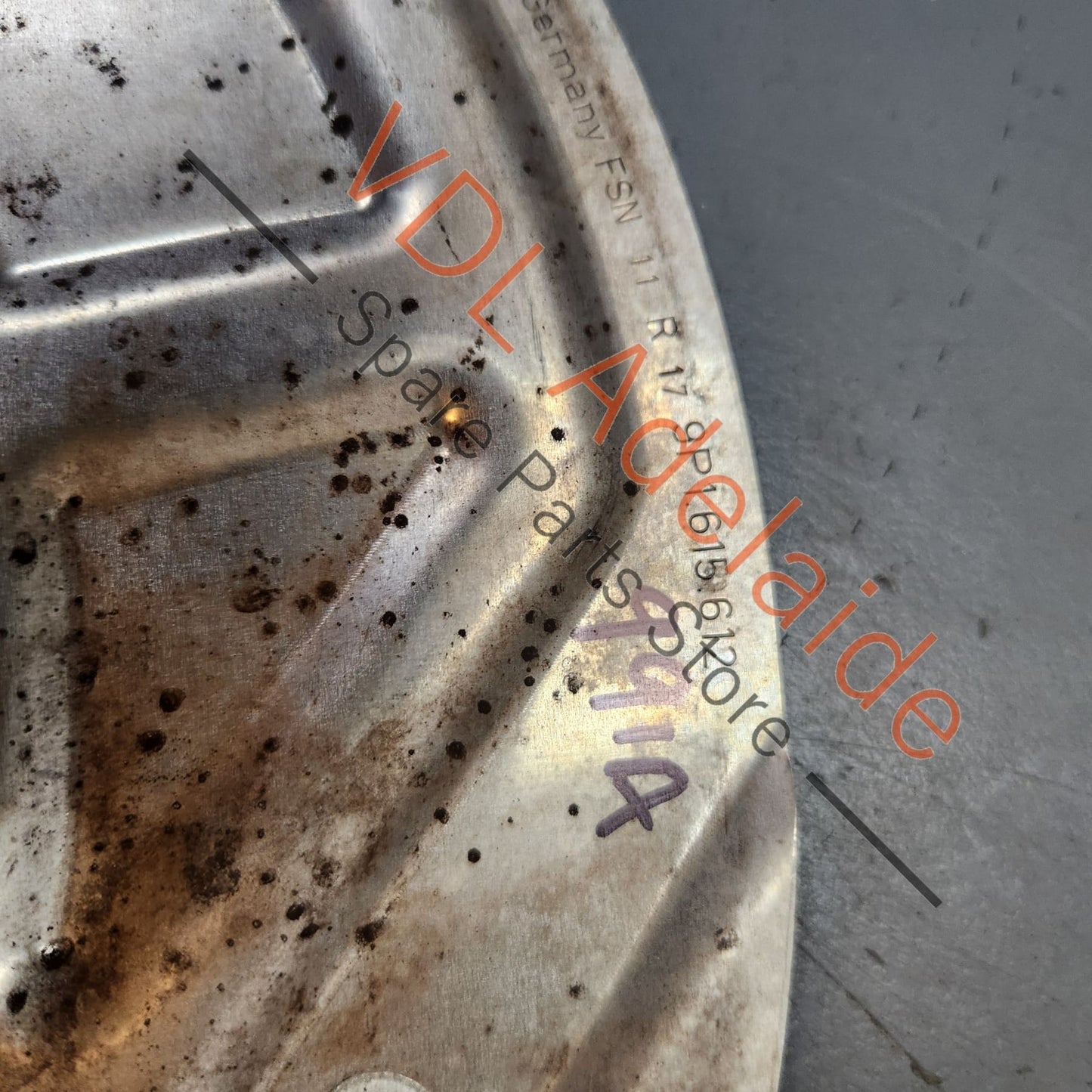 9P1615612 9P1615612B Porsche 911 RHS Right Rear Brake Dust Sheld Cover 9P1615612