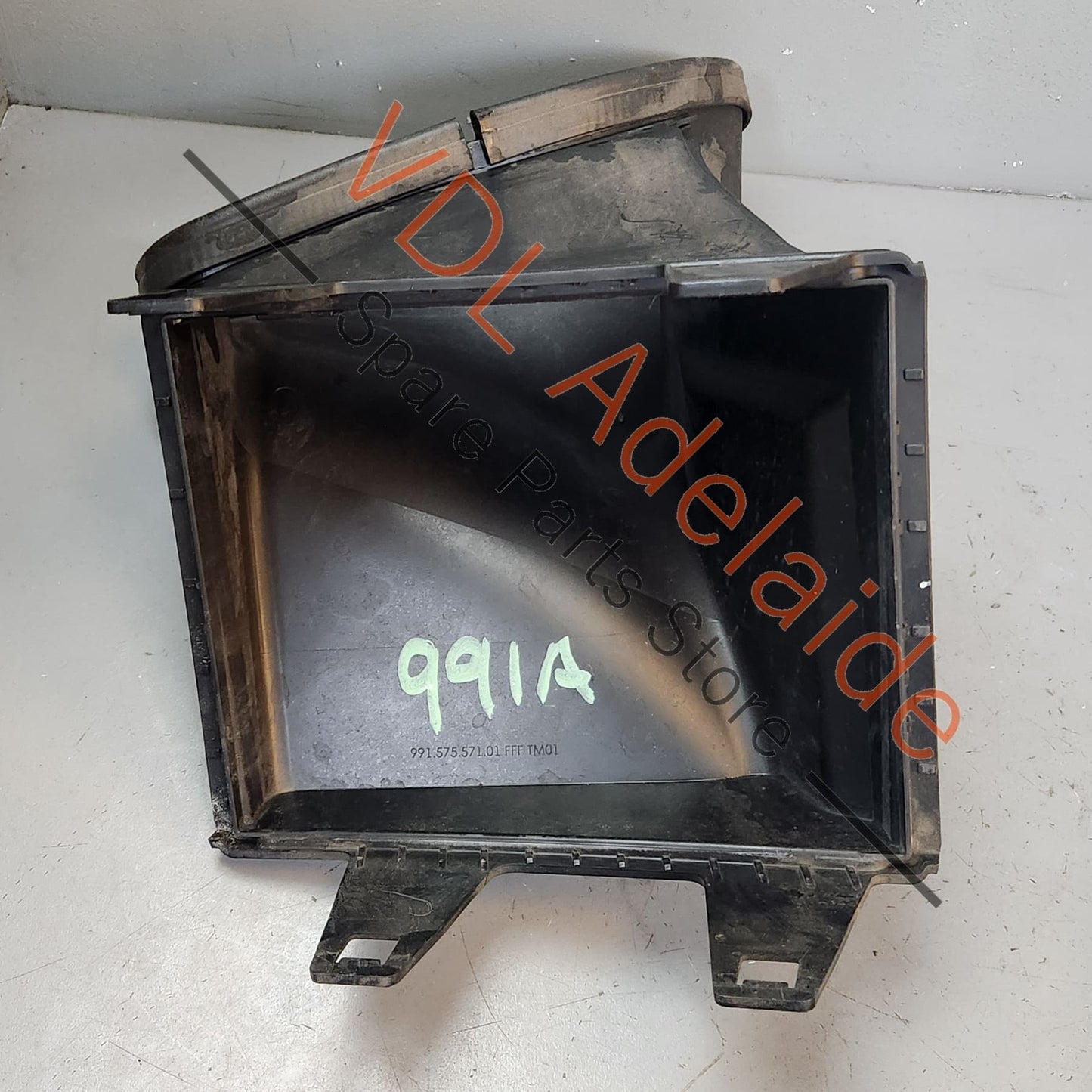 99157557101 99157547101OK1 Porsche 911 Lower Air Duct Guide for Intercooler Left LHS 99157557101 99157547101OK1