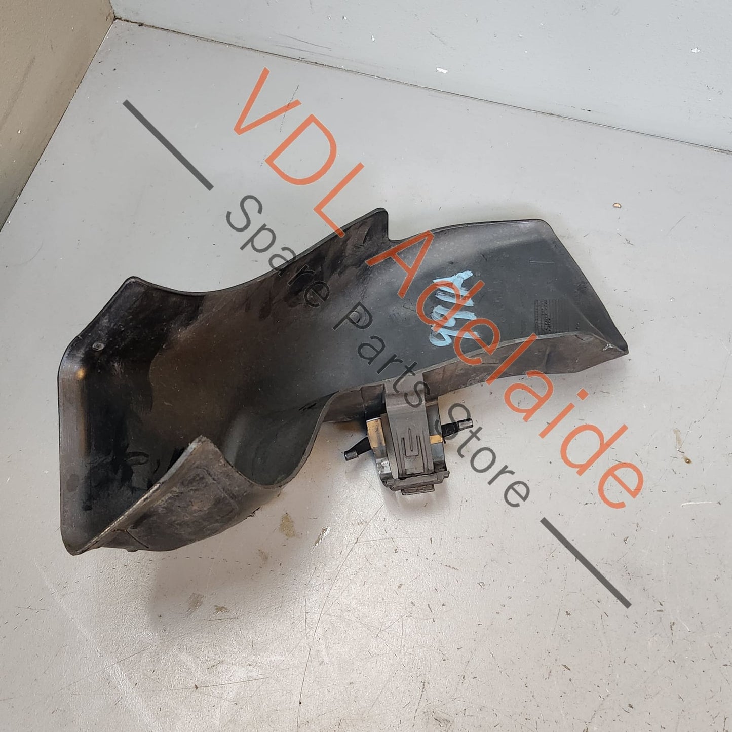 9P1615457E Porsche 911 Rear Left Wishbone Air Guide Spoiler 9P1615457E
