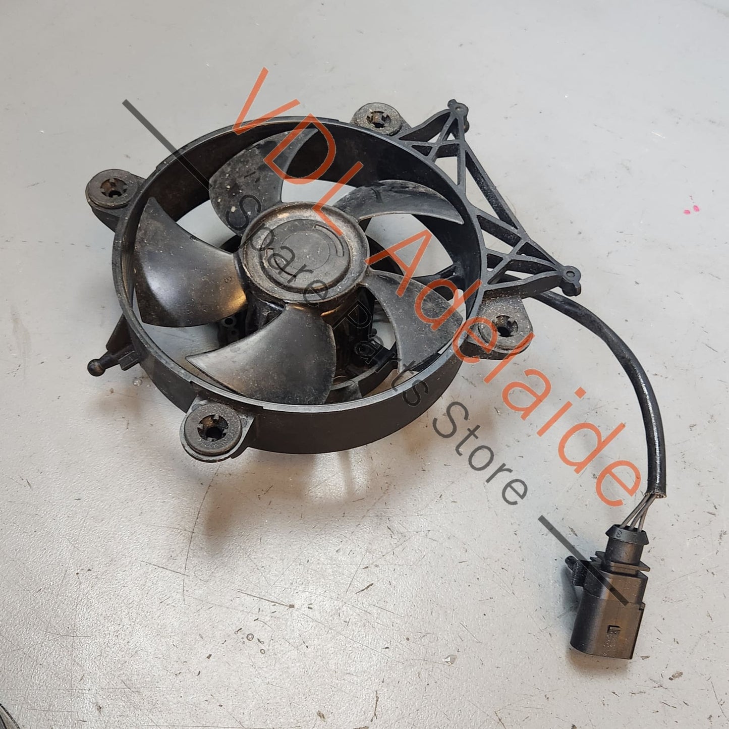 99162405203 Porsche 911 SPAL Engine Cooling Fan 99162405201 99162405206