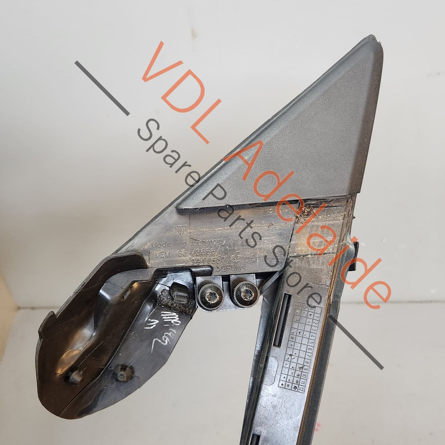 99153743104 99153754102 Porsche 911 Front Left Window Guide Channel 99153743104 99153754102