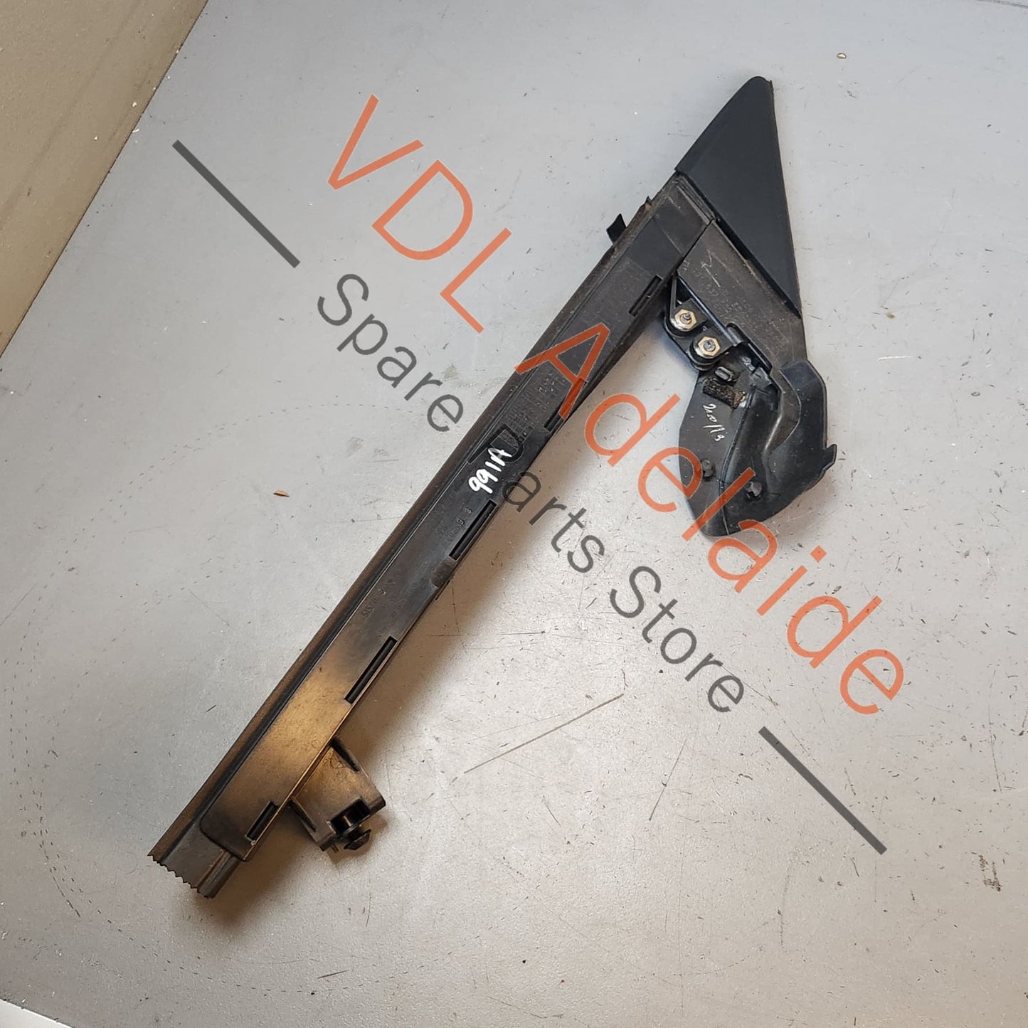 99153743204 99153754202 Porsche 911 Right Window Guide Channel 99153743204 99153754202
