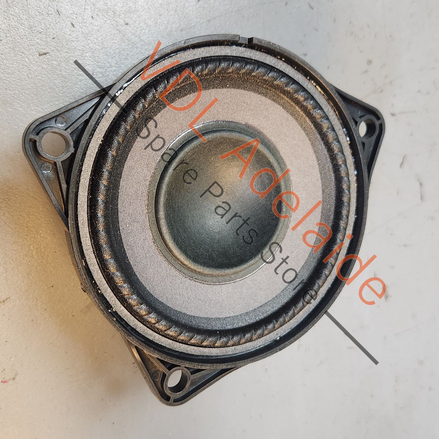 7PP035415F Porsche 911 BOSE Mid Tone Speaker 7PP035415F