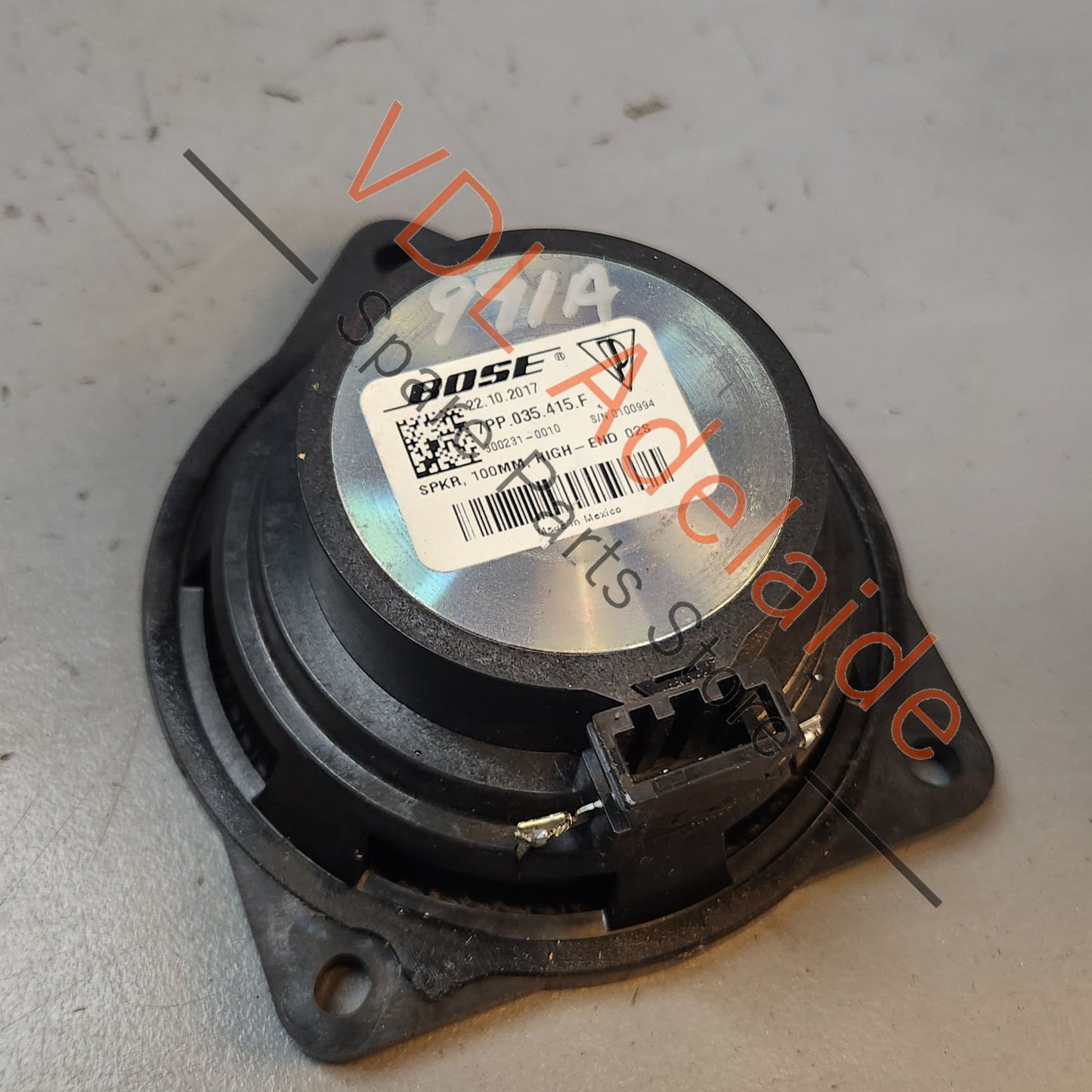 7PP035415F Porsche 911 BOSE Mid Tone Speaker 7PP035415F