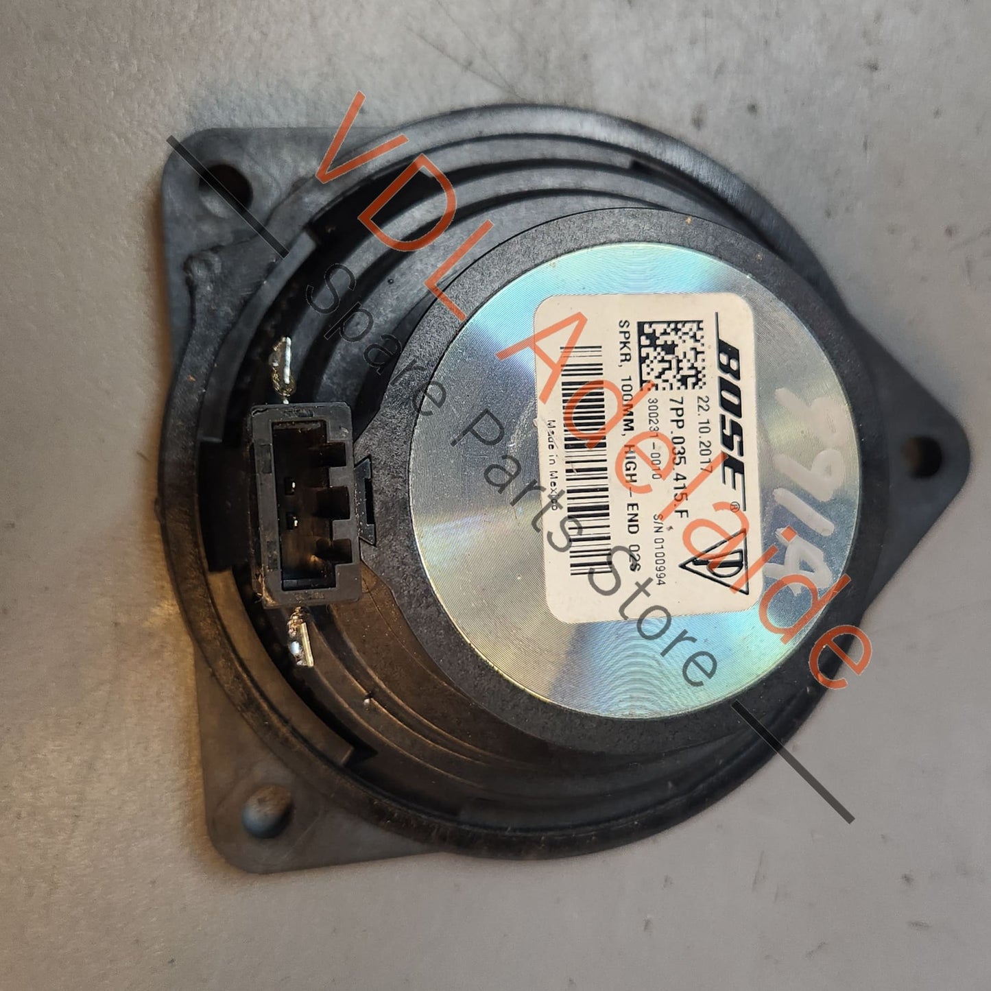 7PP035415F Porsche 911 BOSE Mid Tone Speaker 7PP035415F
