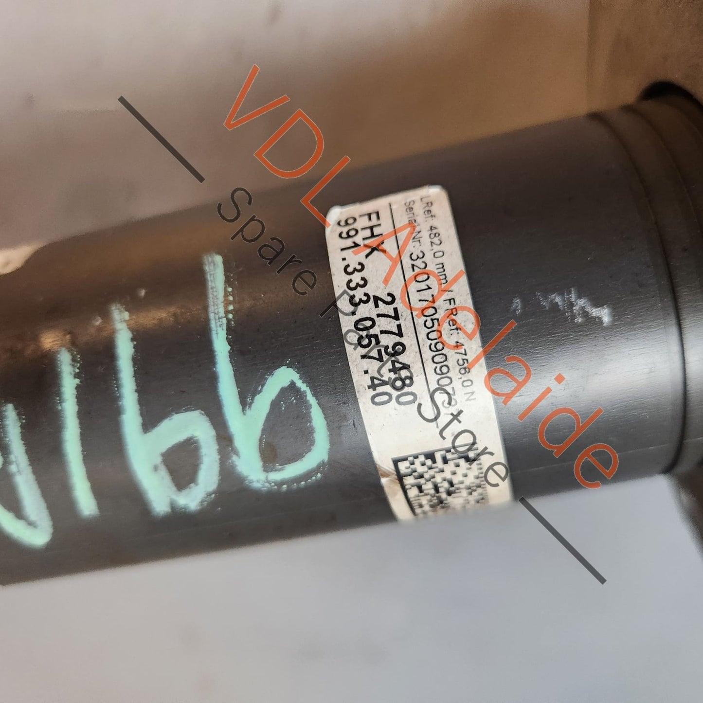 99133305319 99133305327 99133305740 Porsche 911 Rear Active Sport Suspension Shock Absorber Strut 99133305319 99133305327 99133305740