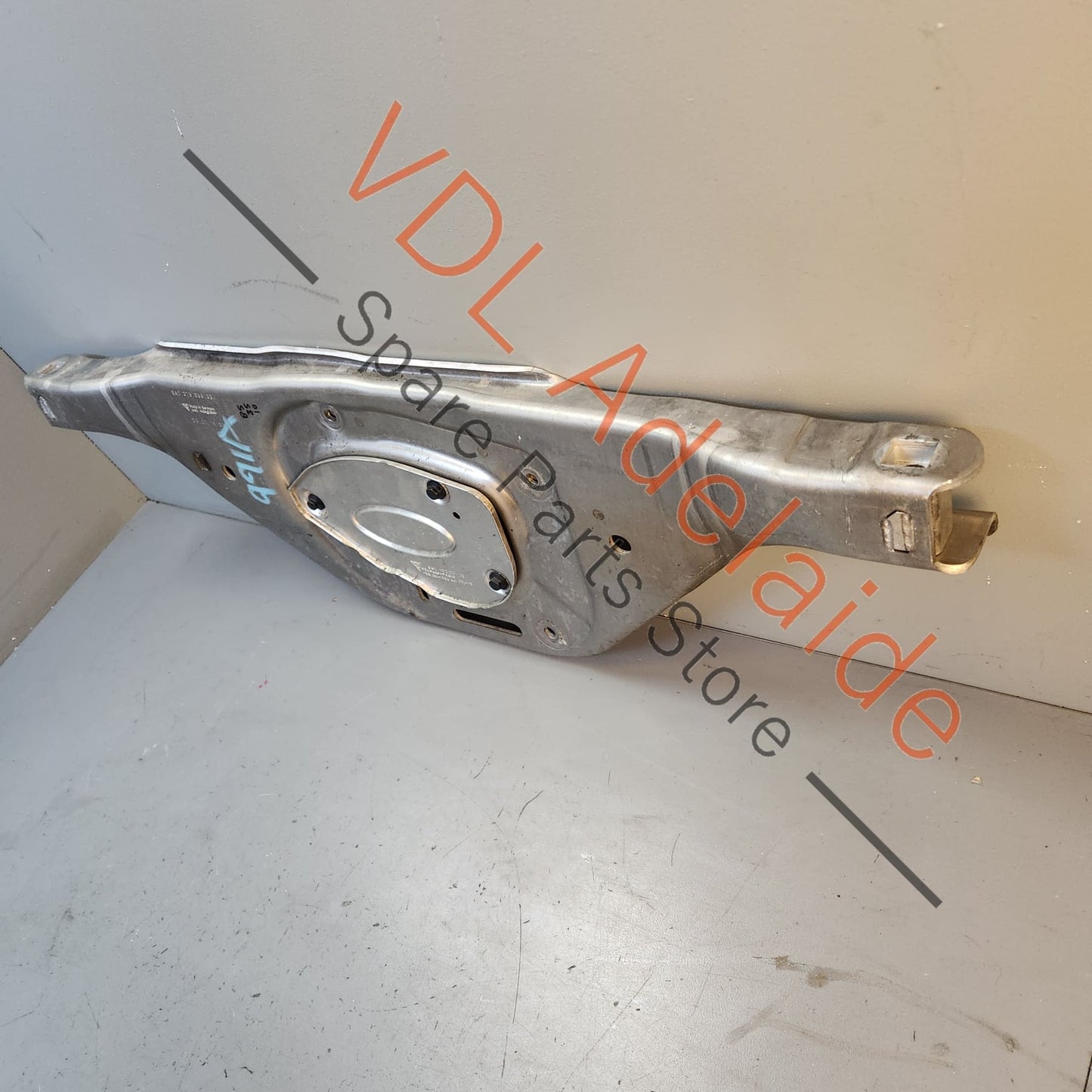 9A237505603 9A237515603 Porsche 911 Rear Engine Carrier Cradle Mounting Bracket 9A237505603 9A237515603