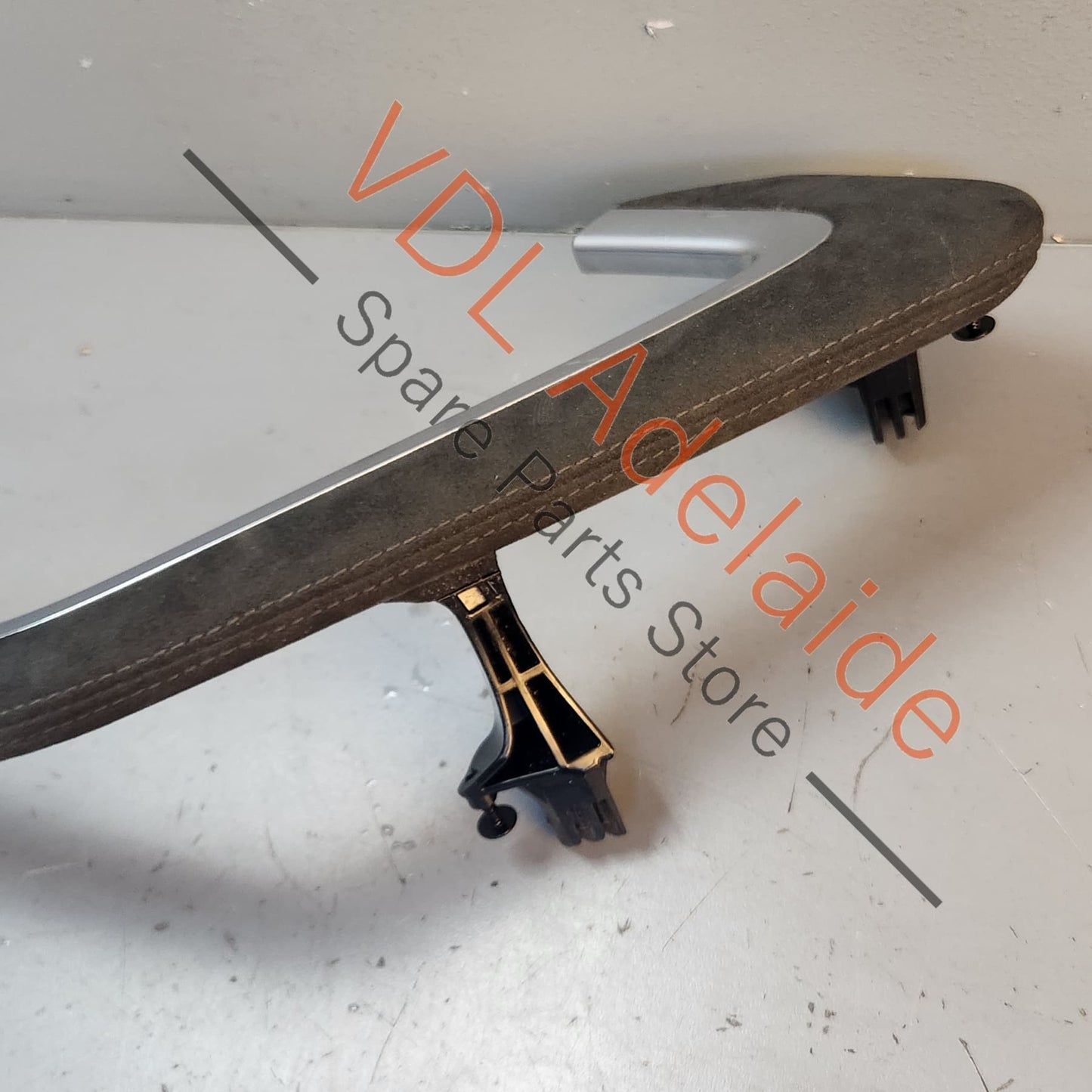 991555533012W0 Porsche 911 Left Side Alcantara Door Trim Interior Grab Handle 99155553301 2W0