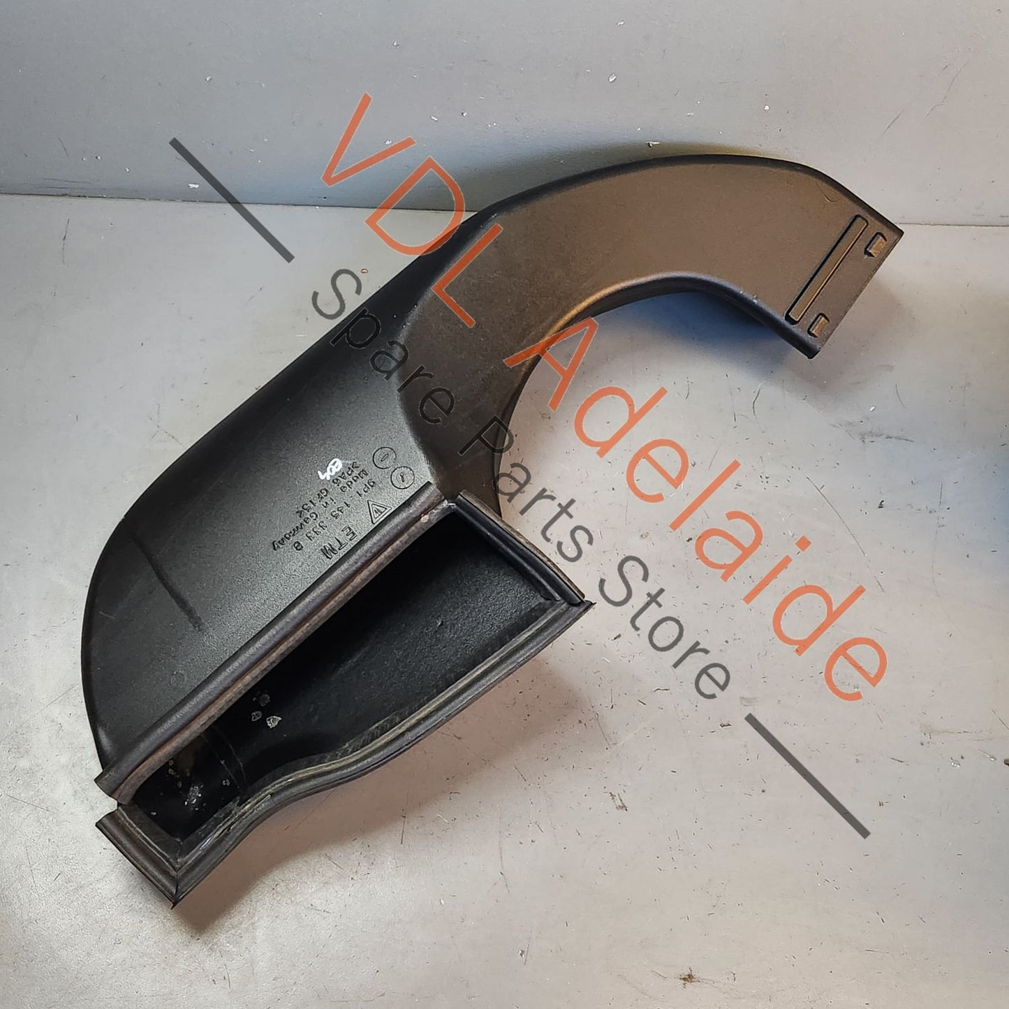 9P1145333A 9P1145333B Porsche 911 Left Side Air Duct Tube for Intercooler Cooling 9P1145333