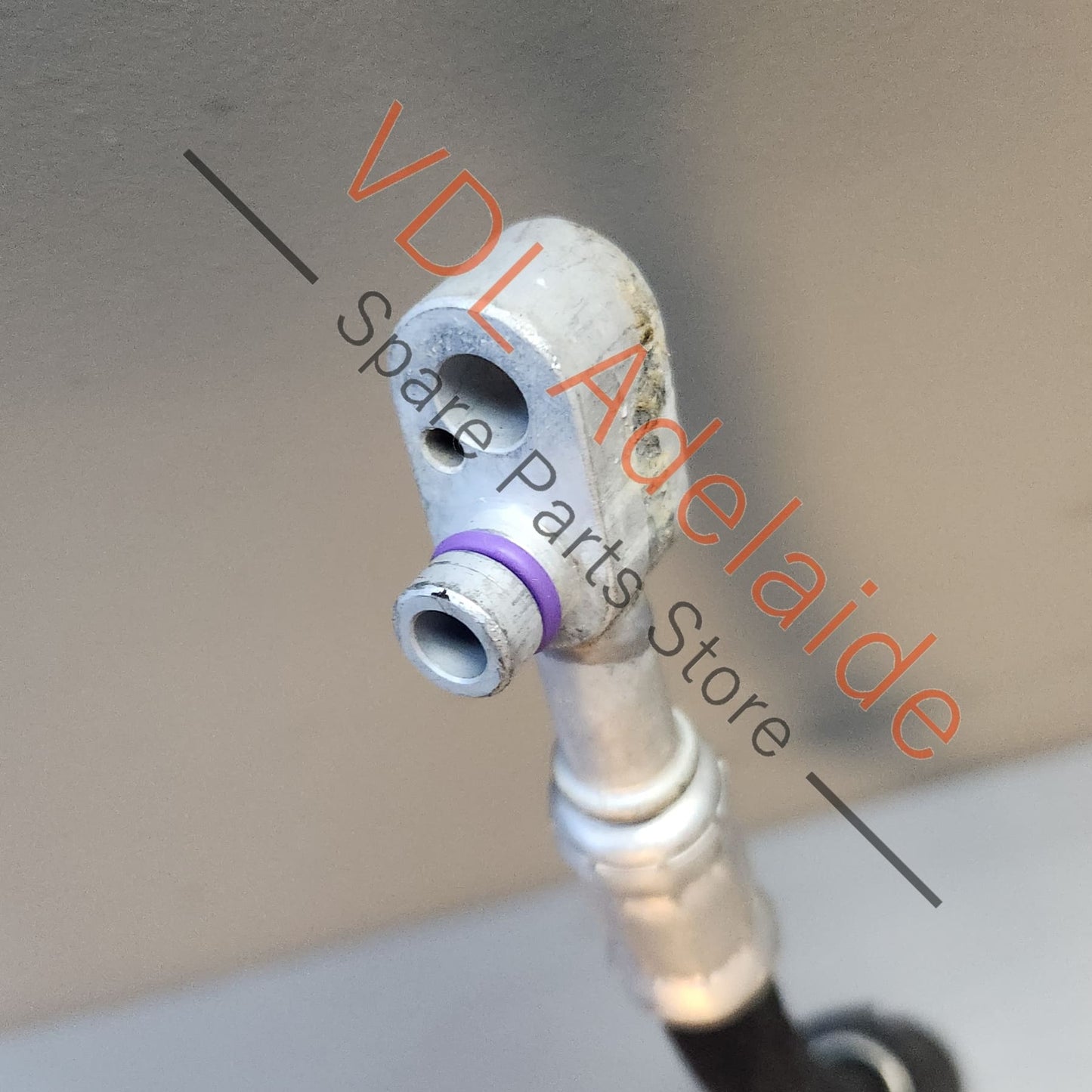 99157310804 99157310803 Porsche 911 AC Refrigerant Hose Under RHS Wing 99157310803 99157310804