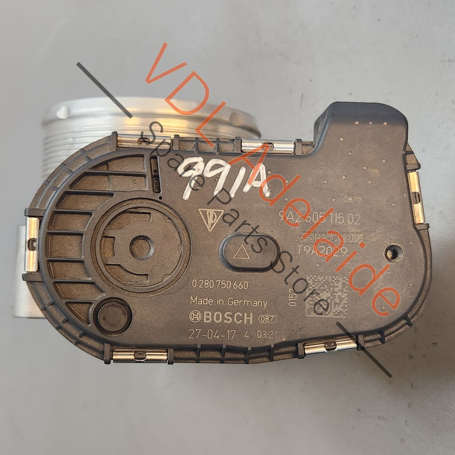 PAA133141 9A260511500 9A260511502 Porsche 911 Throttle Butterfly Valve 9A260511500 PAA133141 9A260511502