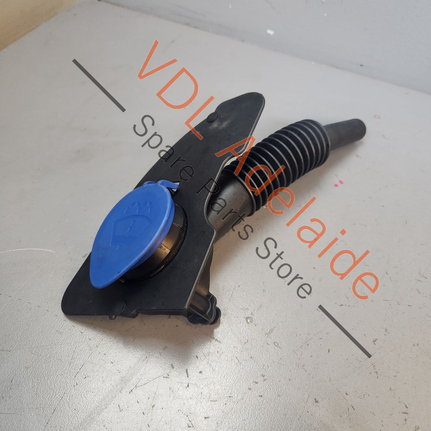 99152841300 99152840300 99152850301 Porsche 911 Windscreen Washer Reservoir Filler Neck with Cap