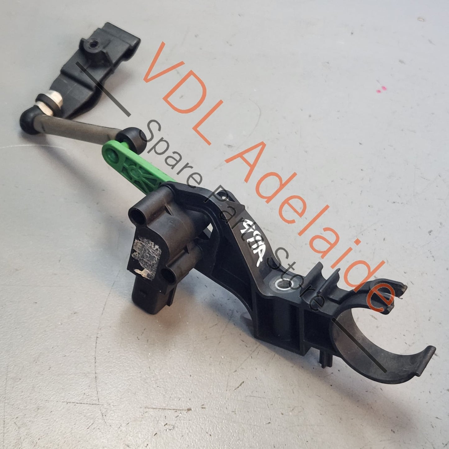 99110641303 Porsche 911 Front Suspension Level Sensor 99134302101