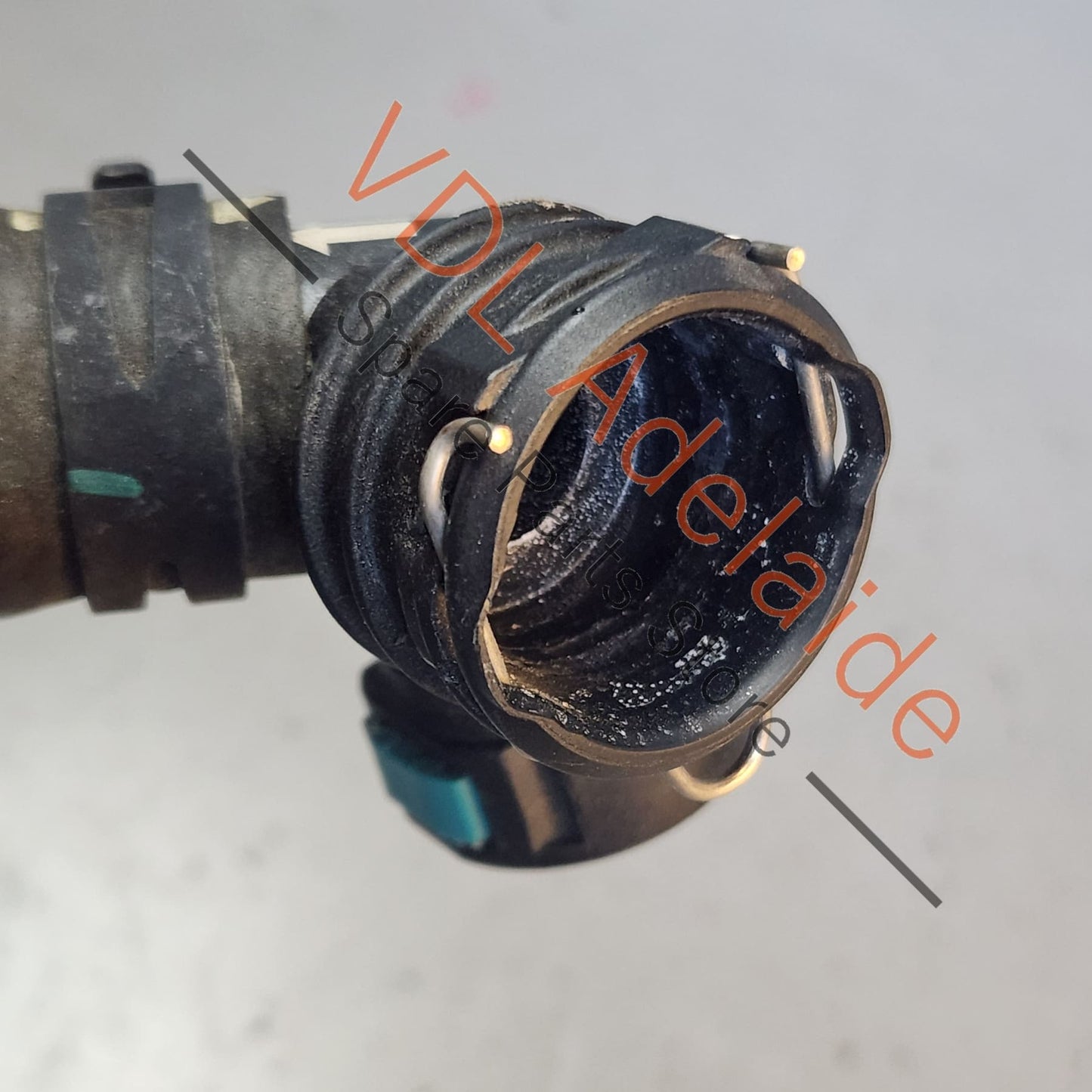 9A210685100 9A210685101 Porsche 911 Coolant Filler Hose Pipe 9A210685100 9A210685101
