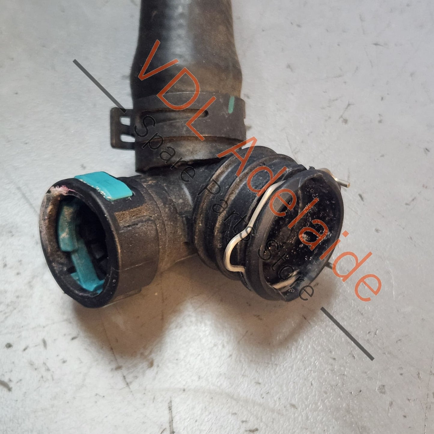 9A210685100 9A210685101 Porsche 911 Coolant Filler Hose Pipe 9A210685100 9A210685101