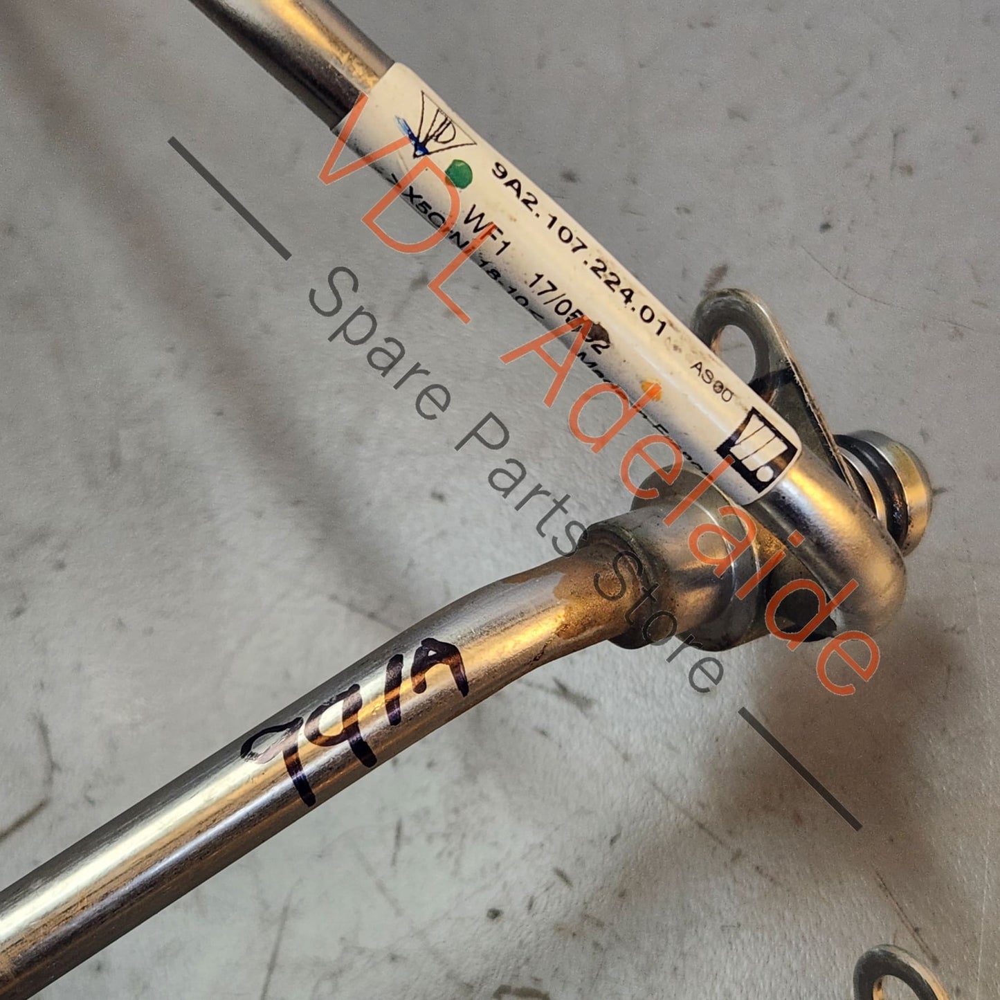 9A210722401 Porsche 911 Turbocharger Oil Feed Pressure Hose Pipe RHS 9A210722401