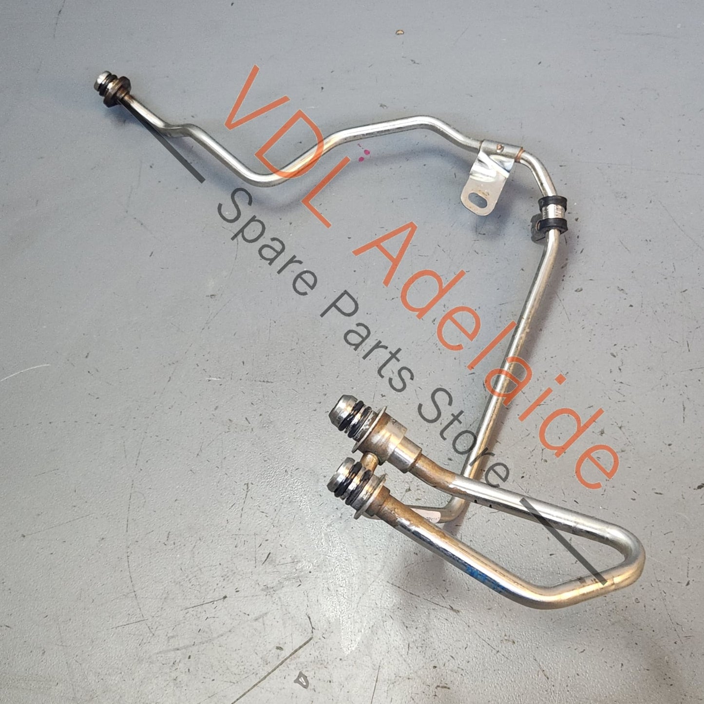 9A210722401 Porsche 911 Turbocharger Oil Feed Pressure Hose Pipe RHS 9A210722401